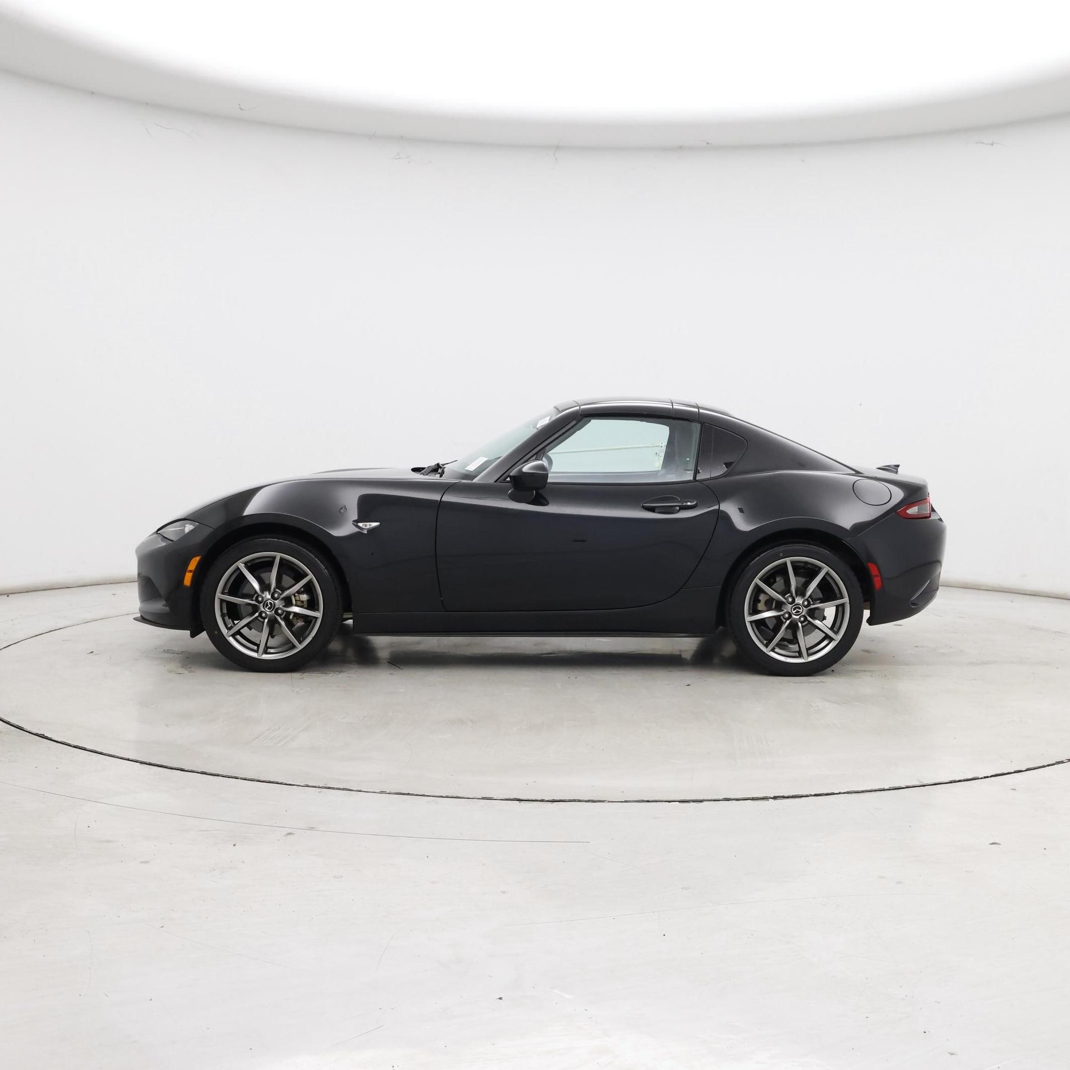 Thumbnail: 2021 Mazda MX-5 Miata - 3