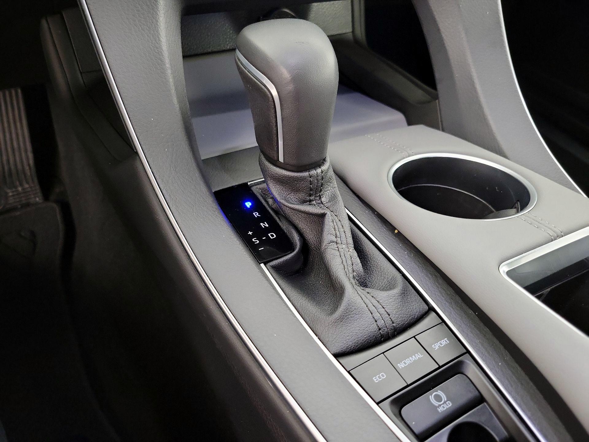 Thumbnail: 2022 Toyota Avalon - 18