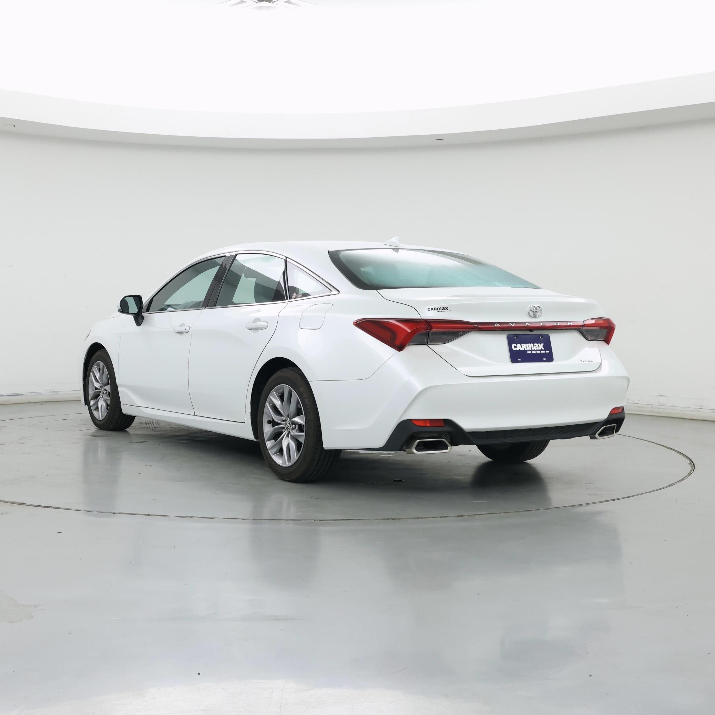 Thumbnail: 2022 Toyota Avalon - 2