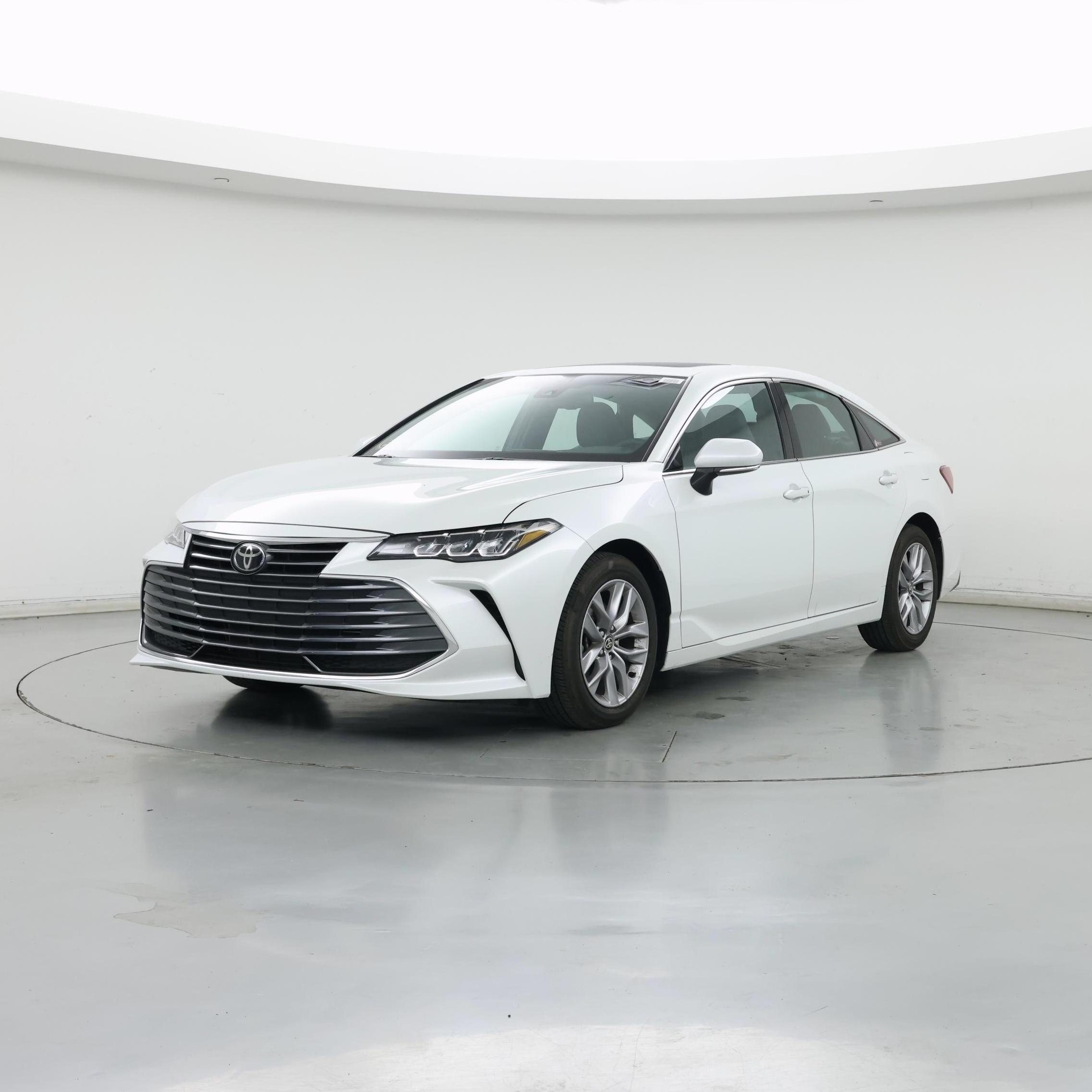 Thumbnail: 2022 Toyota Avalon - 4