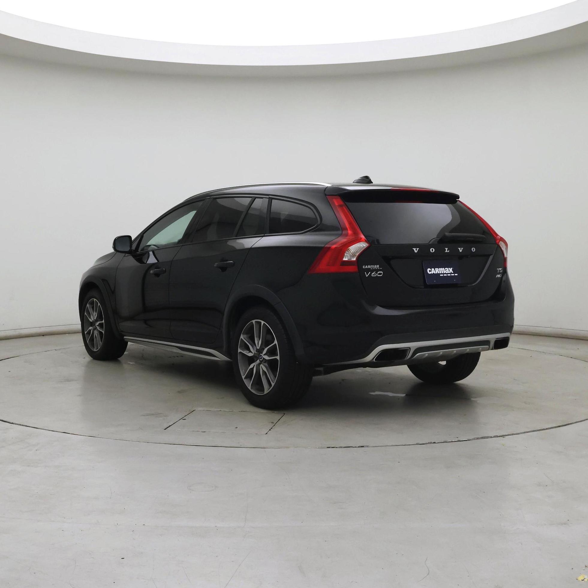 Thumbnail: 2016 Volvo S60 - 2