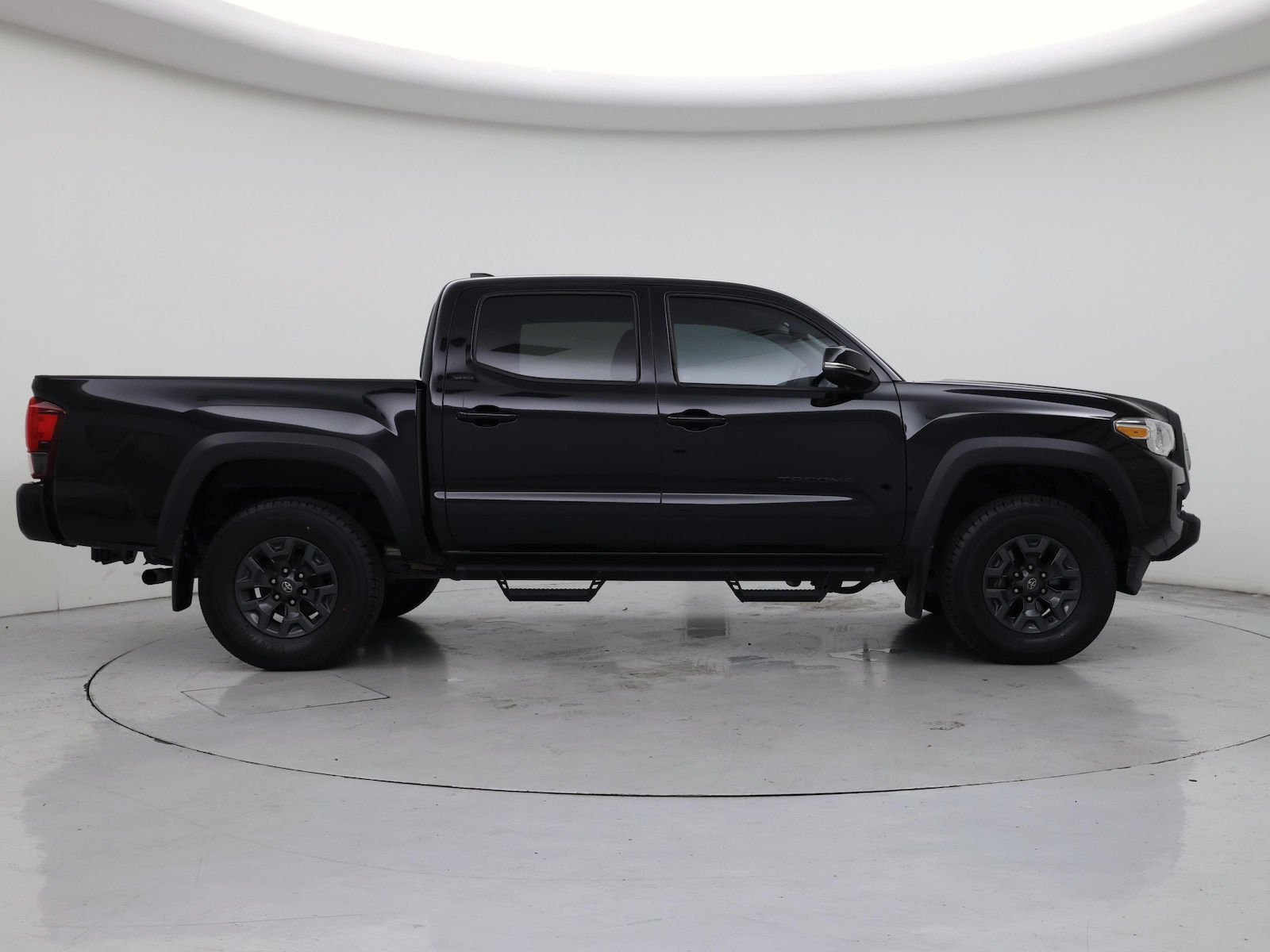2021 Toyota Tacoma SR5 - Photo 8