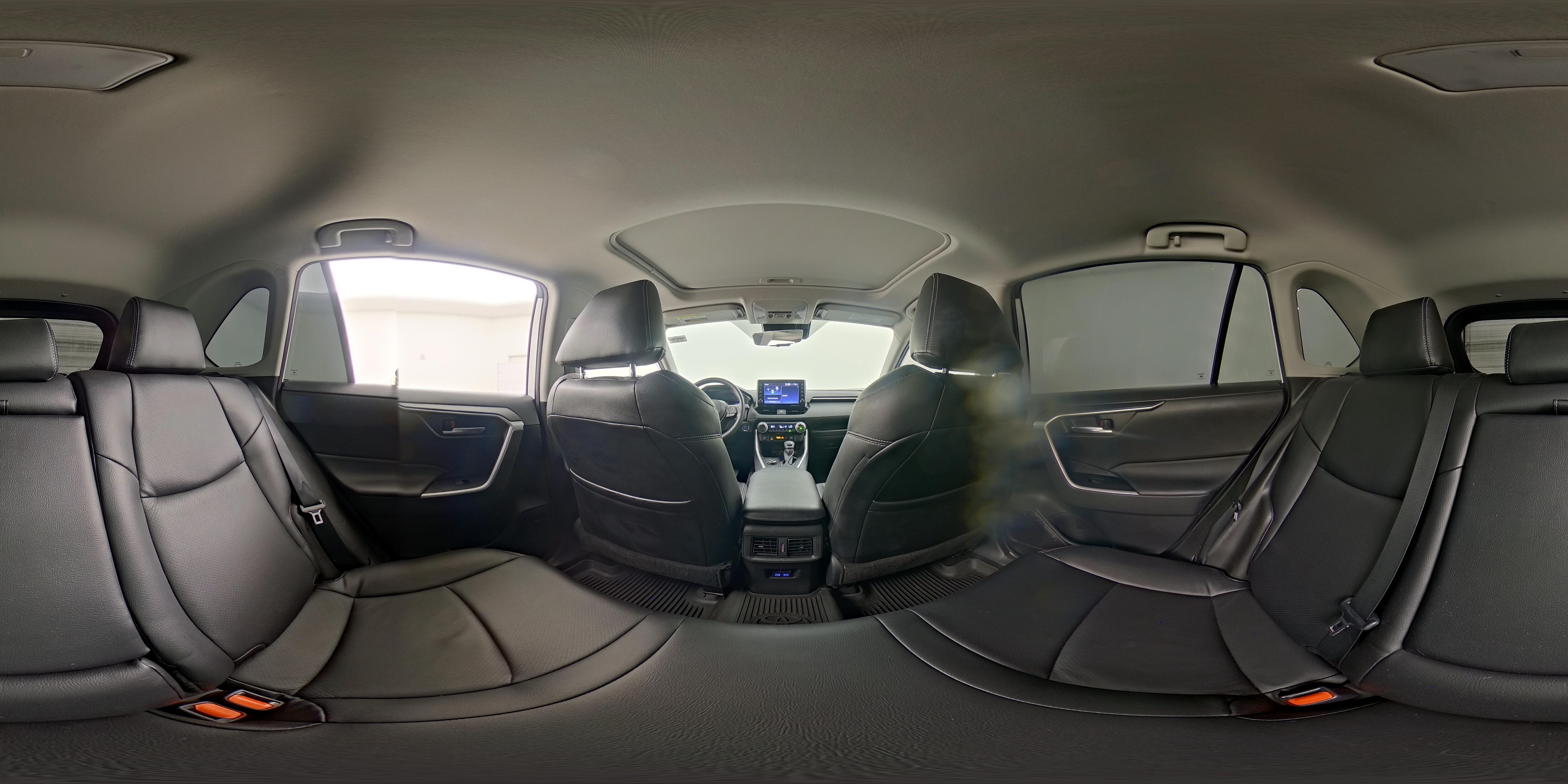 2022 Toyota RAV4 XLE - Photo 27