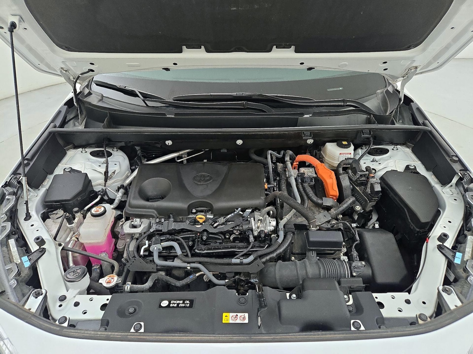 2022 Toyota RAV4 XLE - Photo 24