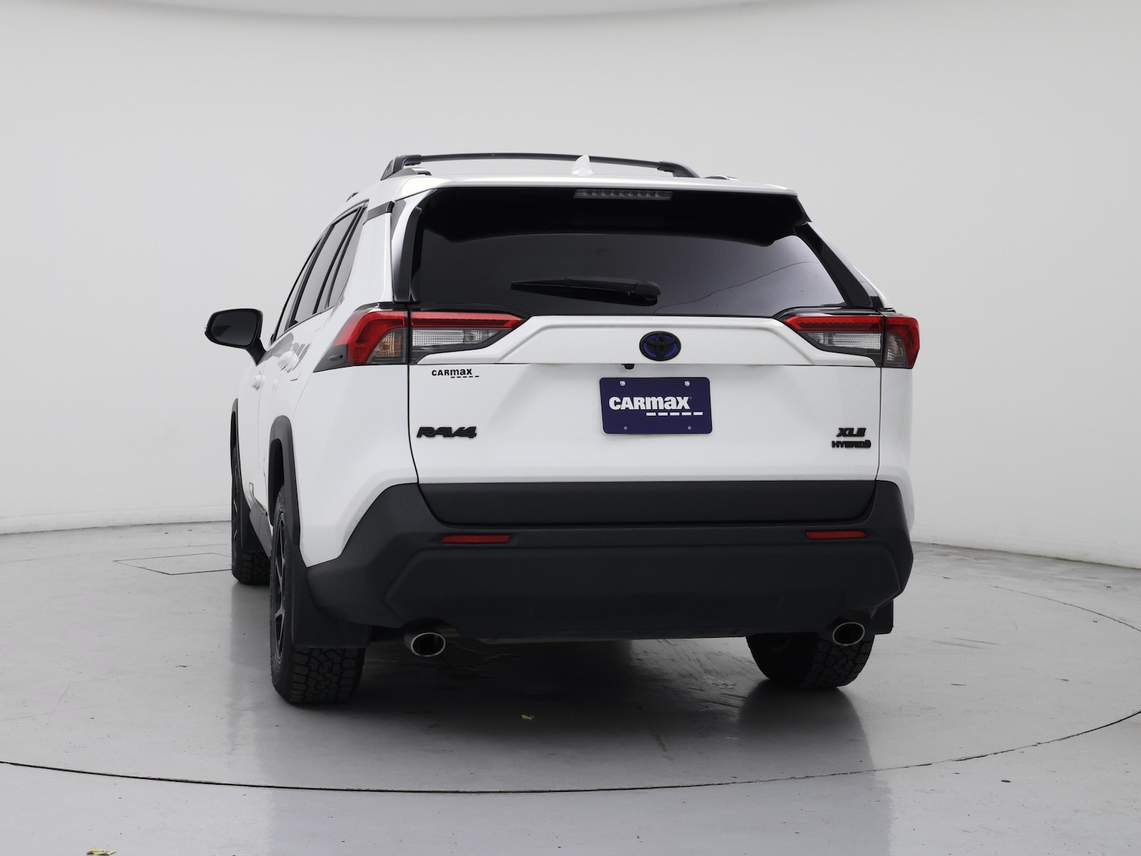 2022 Toyota RAV4 XLE - Photo 7