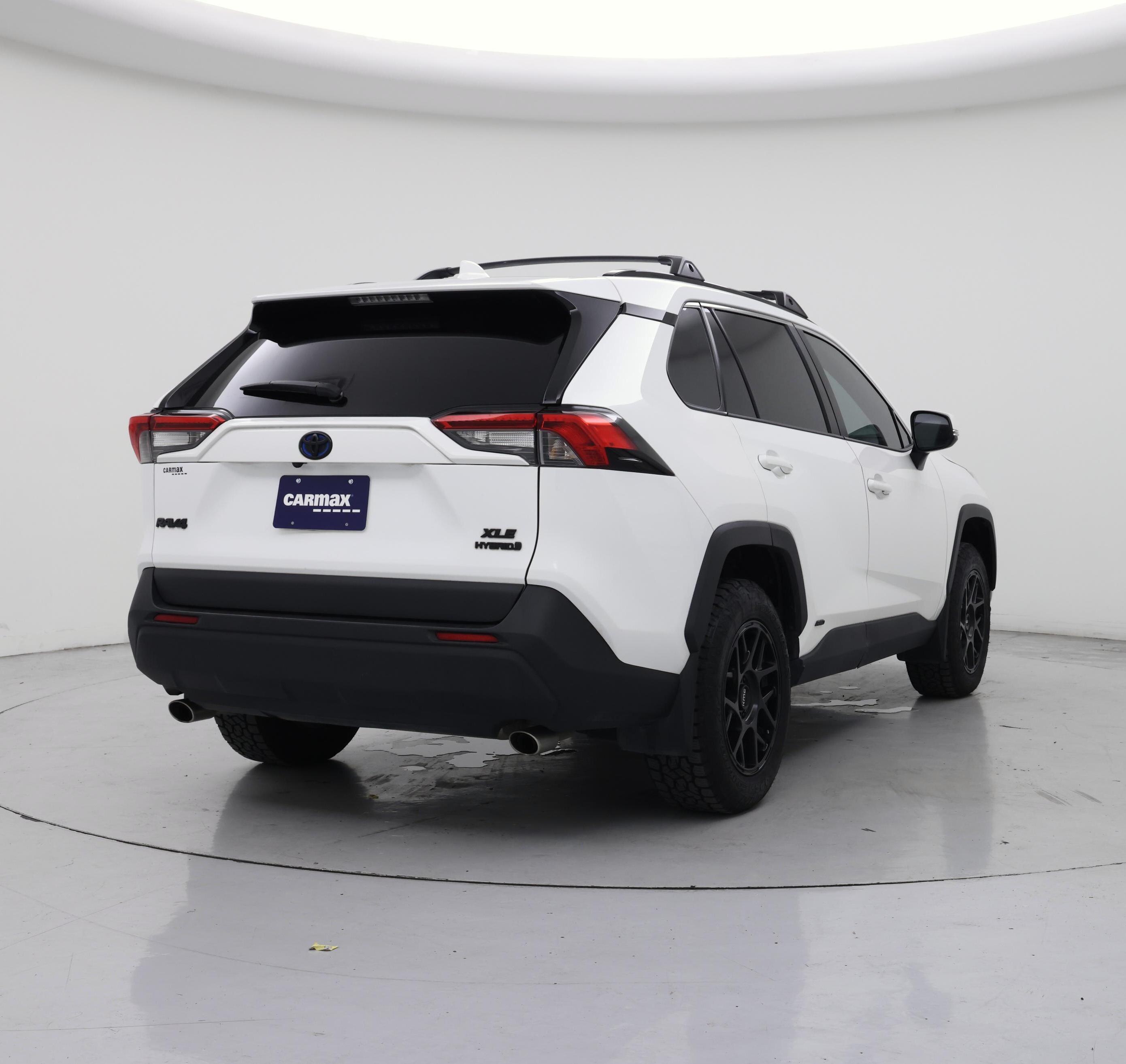 Thumbnail: 2022 Toyota RAV4 - 8