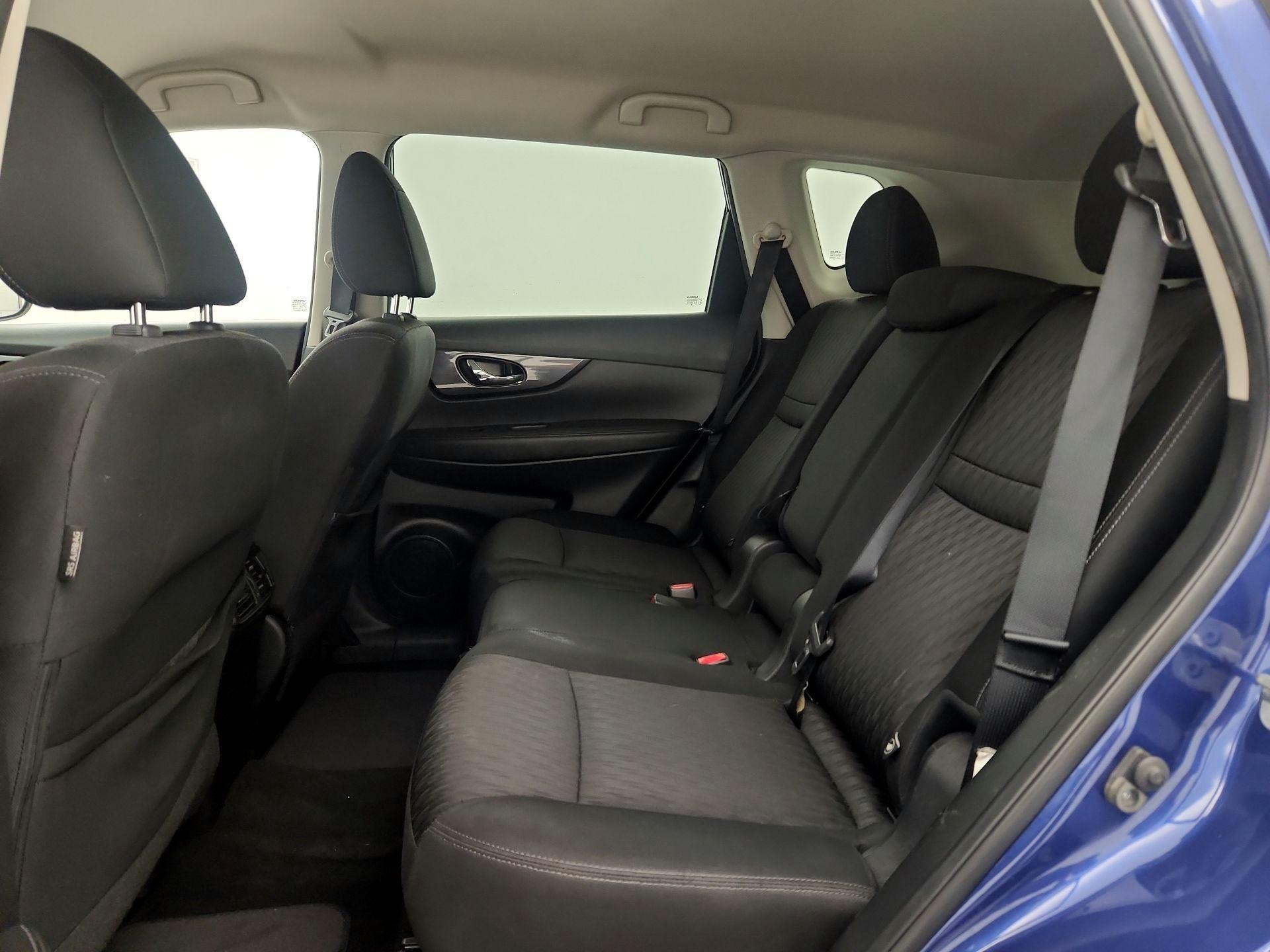 Thumbnail: 2019 Nissan Rogue - 19