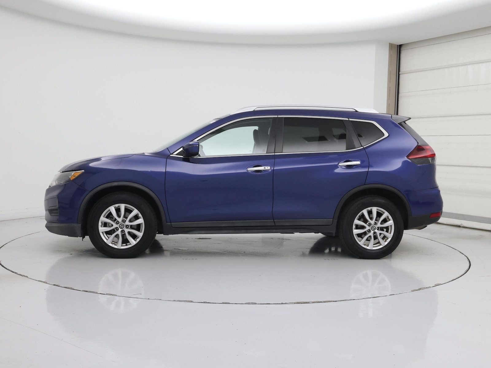 2019 Nissan Rogue SV - Photo 4