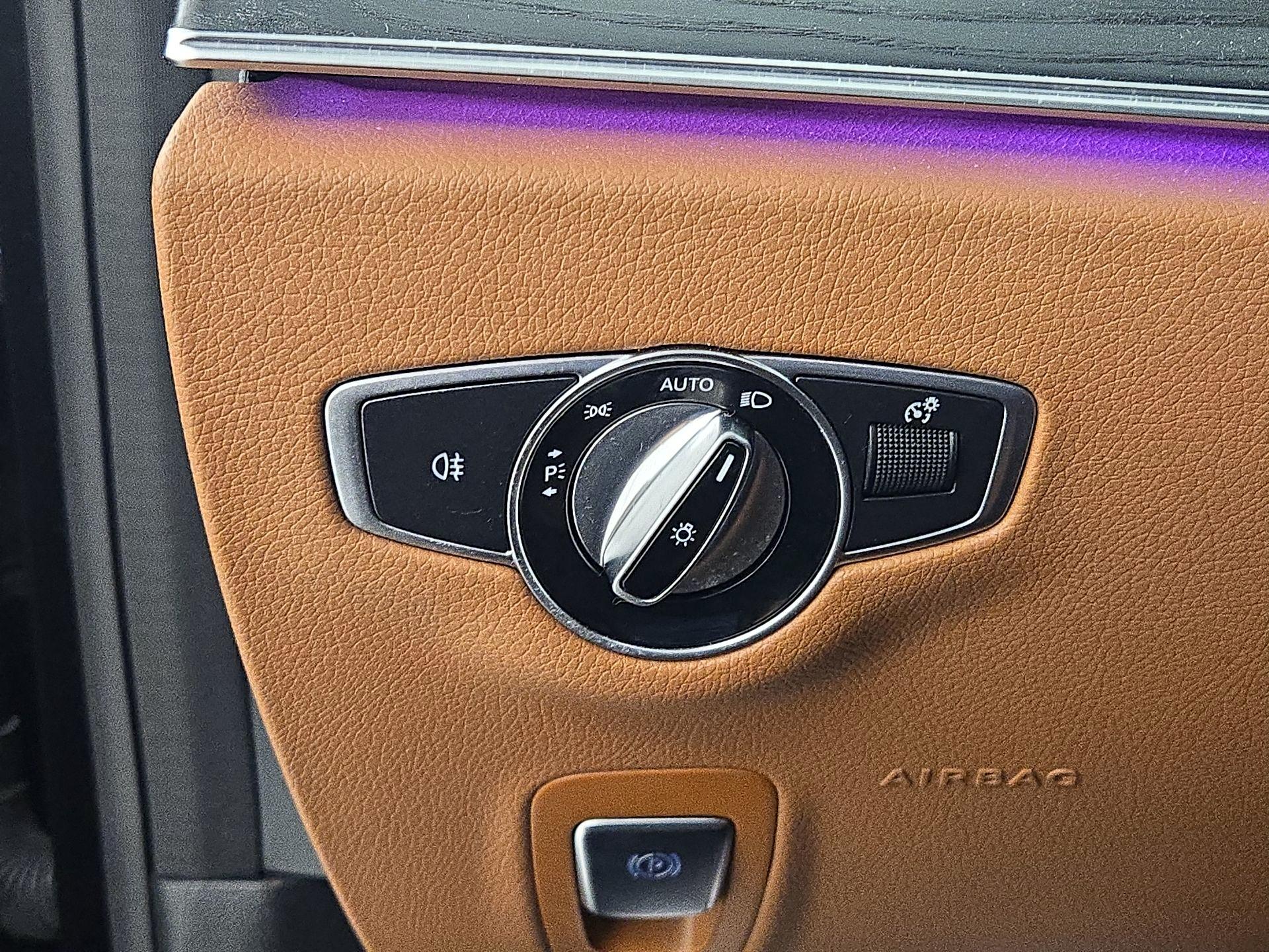 Thumbnail: 2022 Mercedes-Benz E-Class - 13