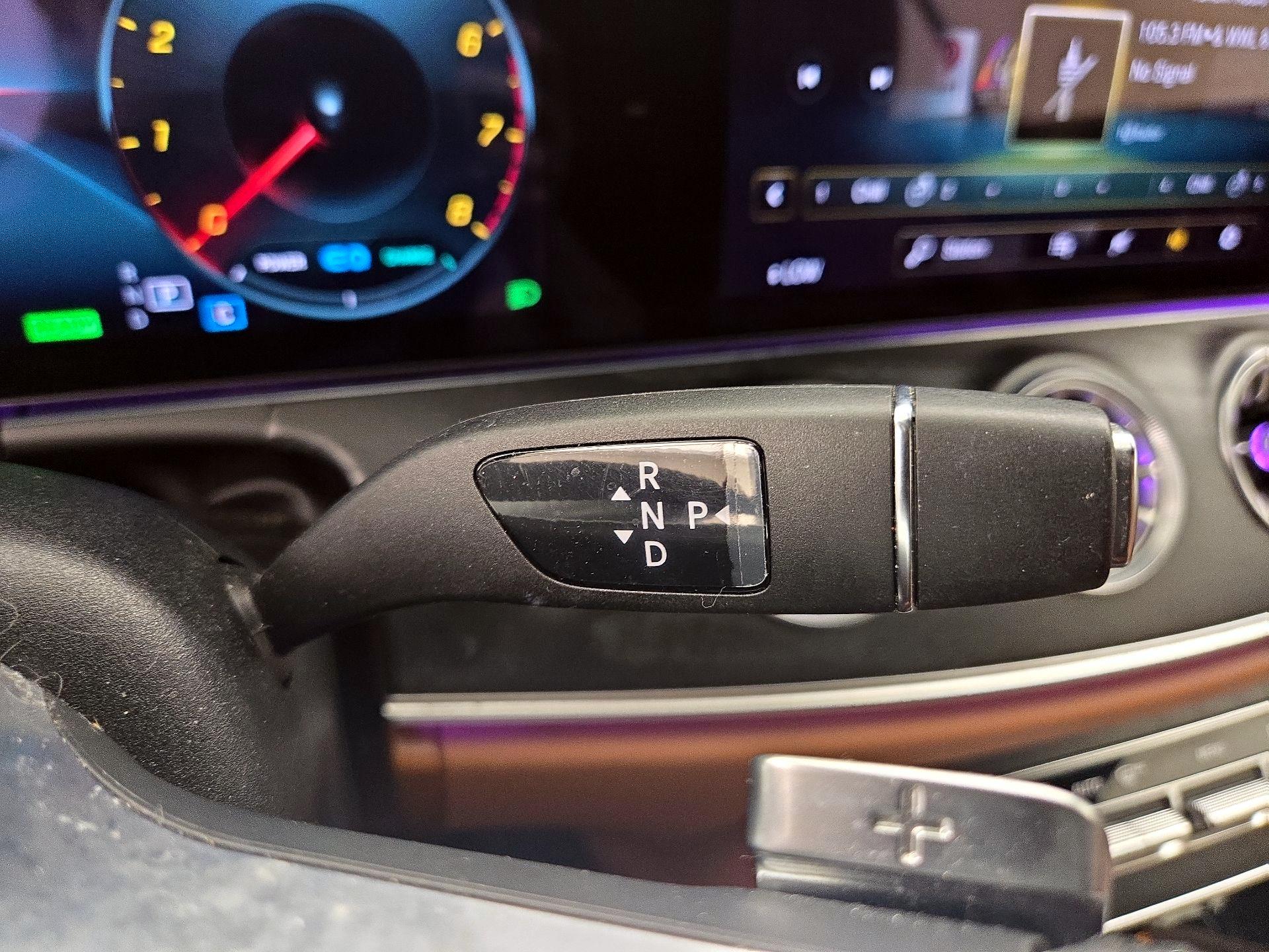 Thumbnail: 2022 Mercedes-Benz E-Class - 18
