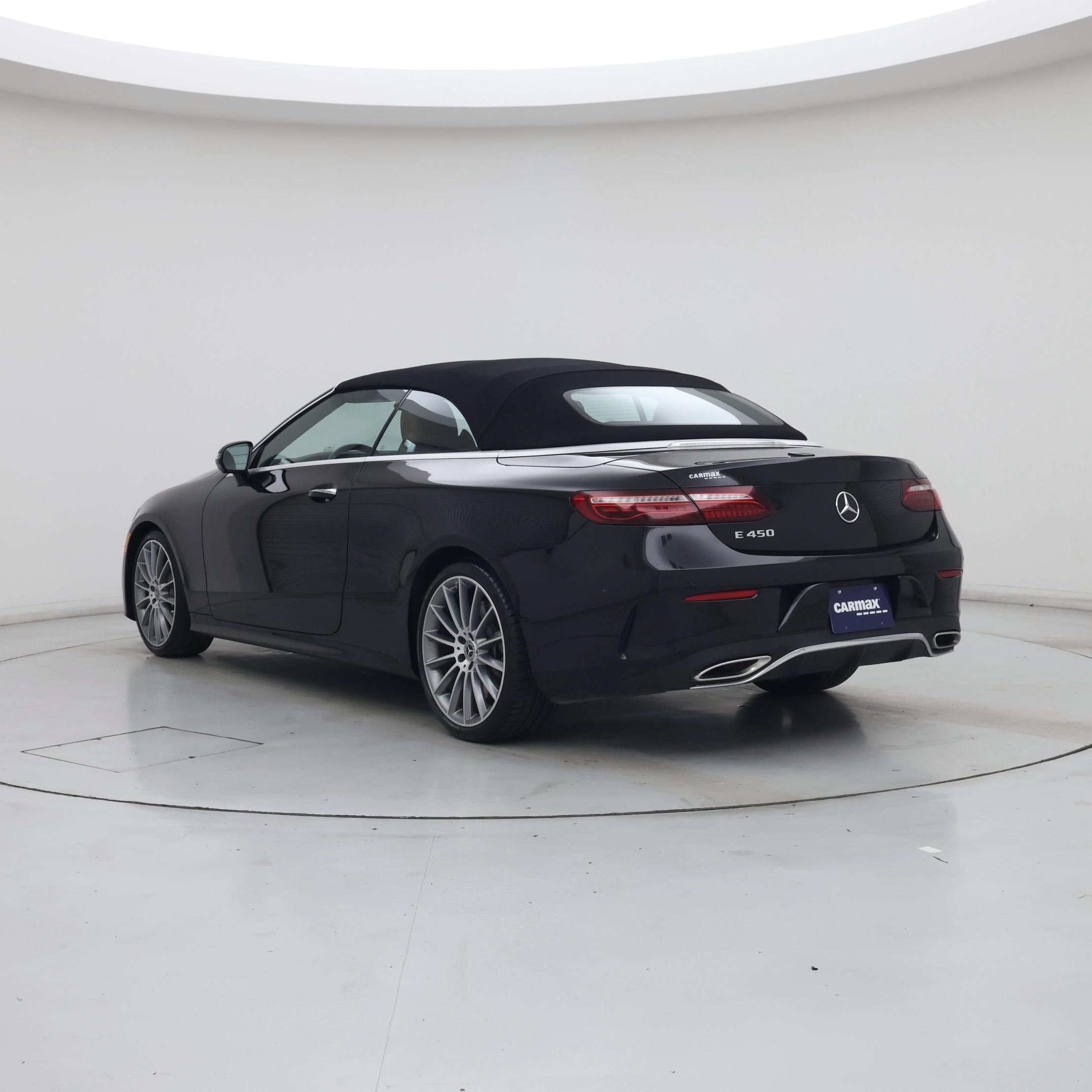 Thumbnail: 2022 Mercedes-Benz E-Class - 2