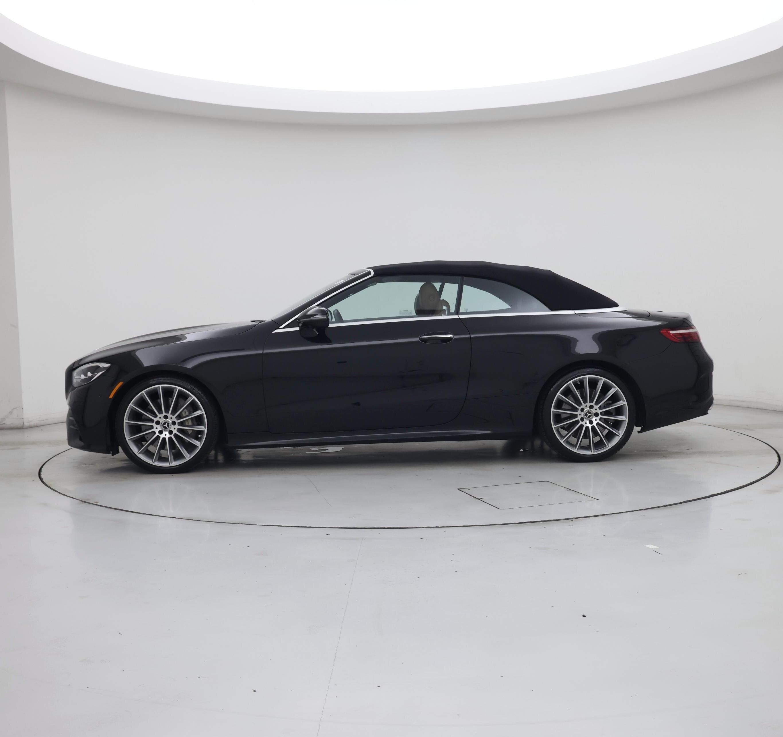 Thumbnail: 2022 Mercedes-Benz E-Class - 3