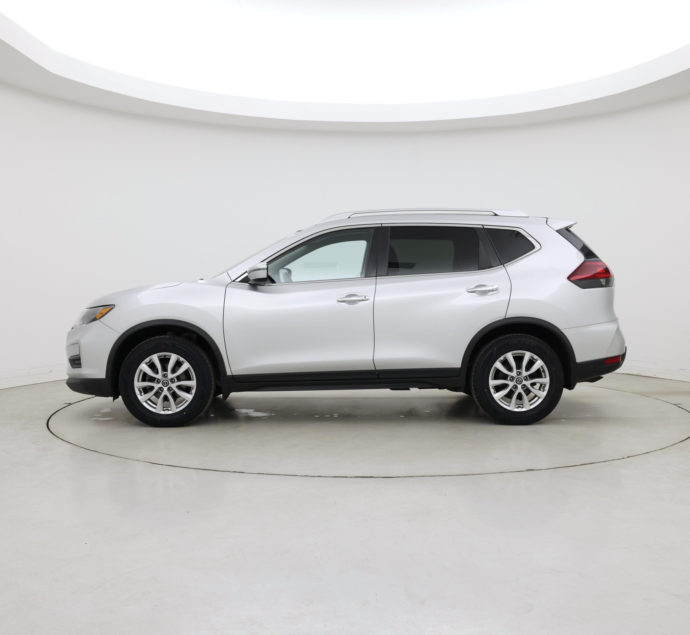 Thumbnail: 2019 Nissan Rogue - 3