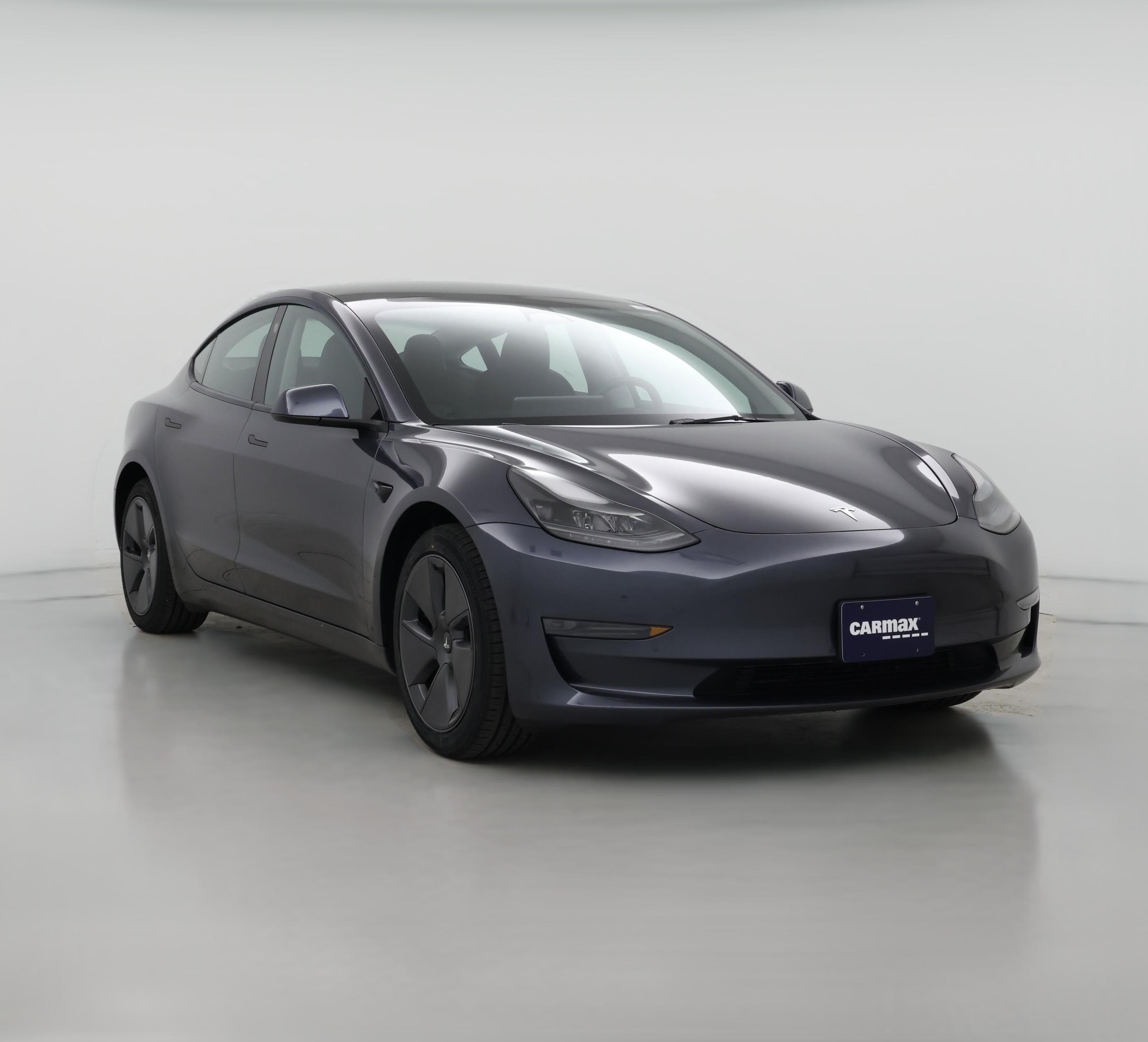 Thumbnail: 2023 Tesla Model 3 - 1