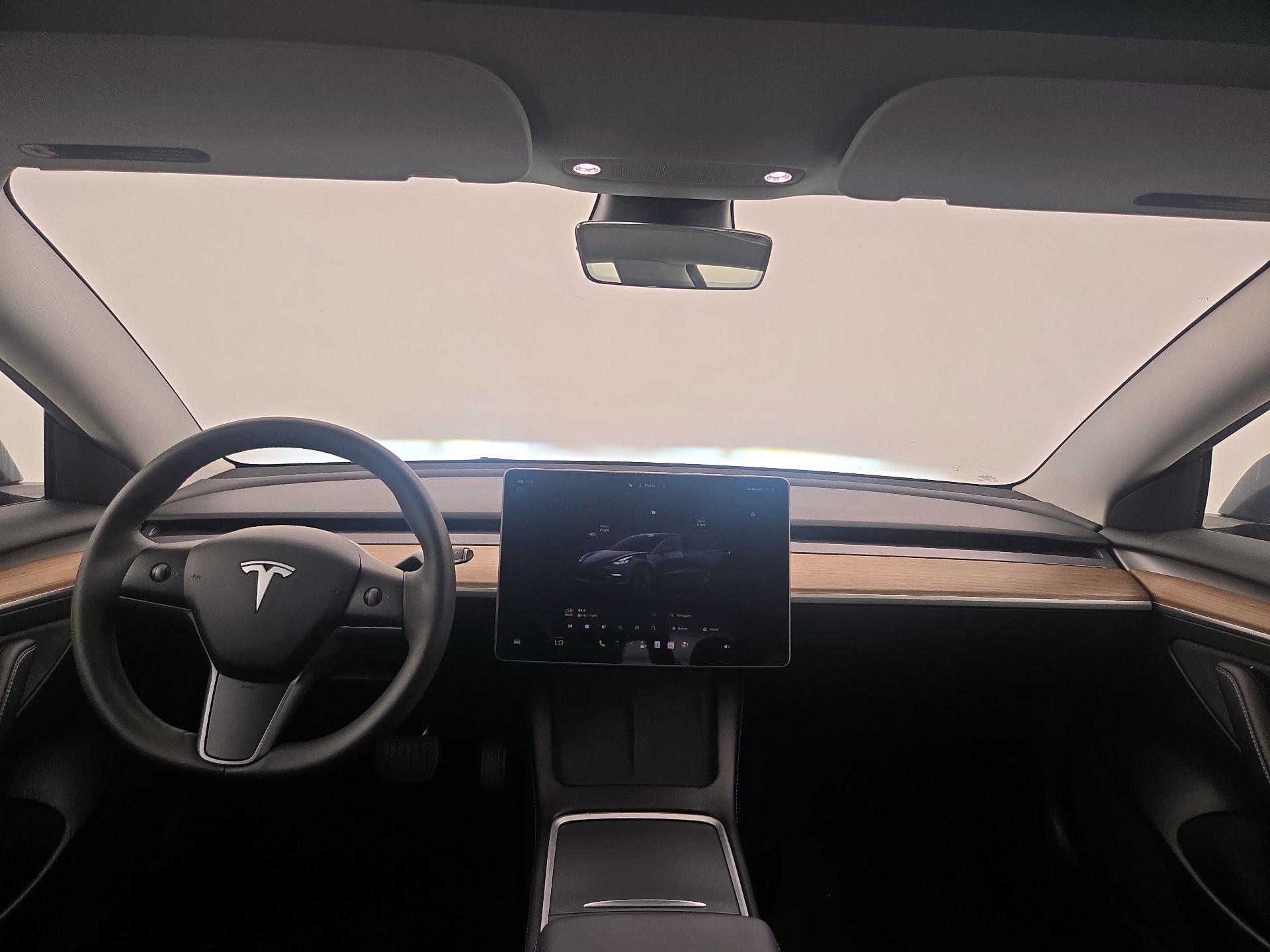 Thumbnail: 2023 Tesla Model 3 - 9
