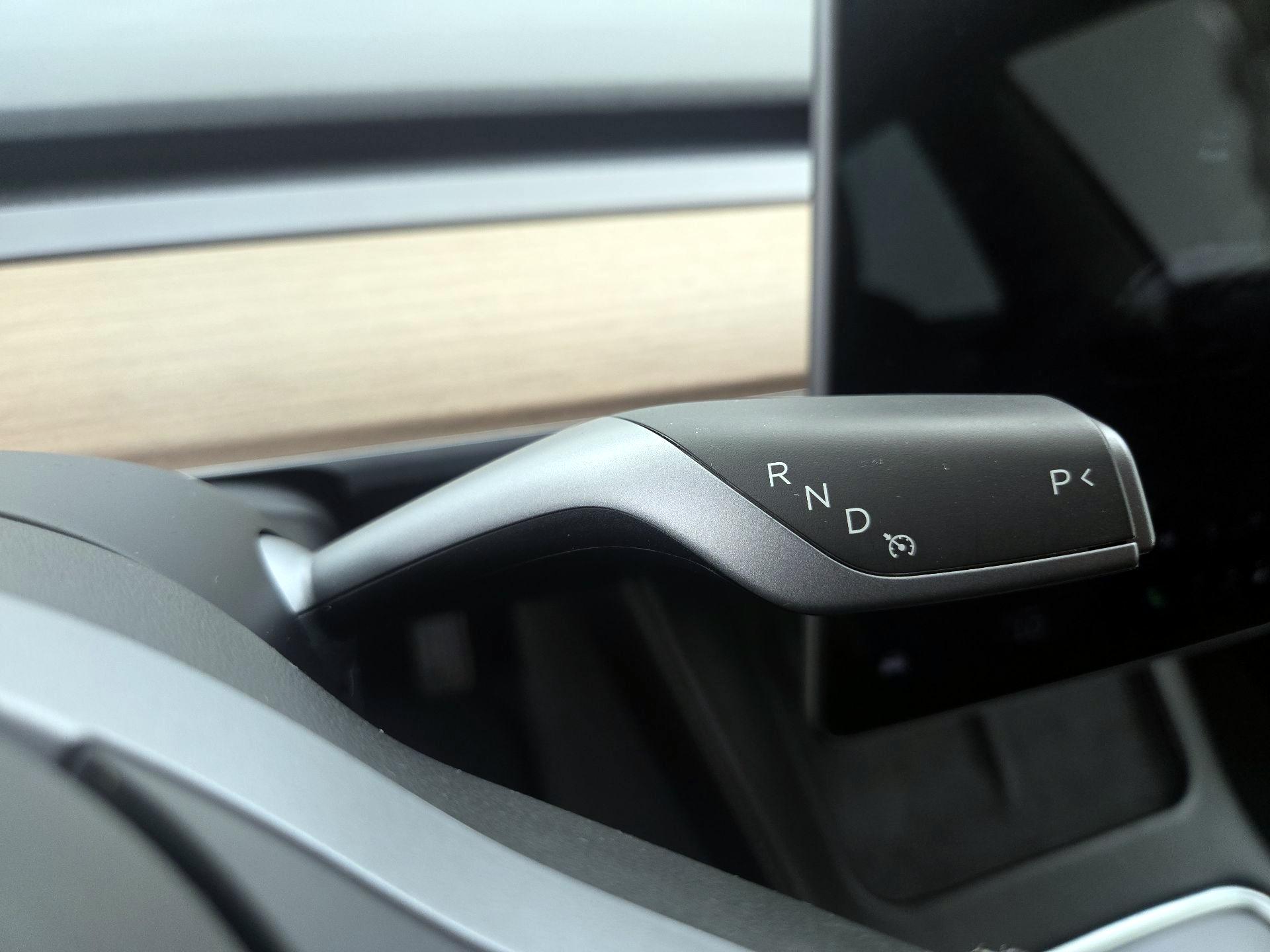 Thumbnail: 2023 Tesla Model 3 - 17