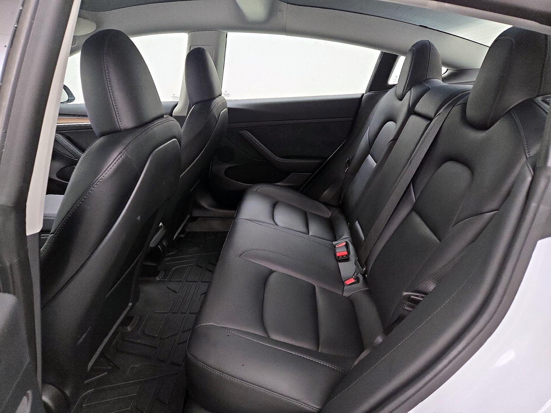 Thumbnail: 2023 Tesla Model 3 - 20
