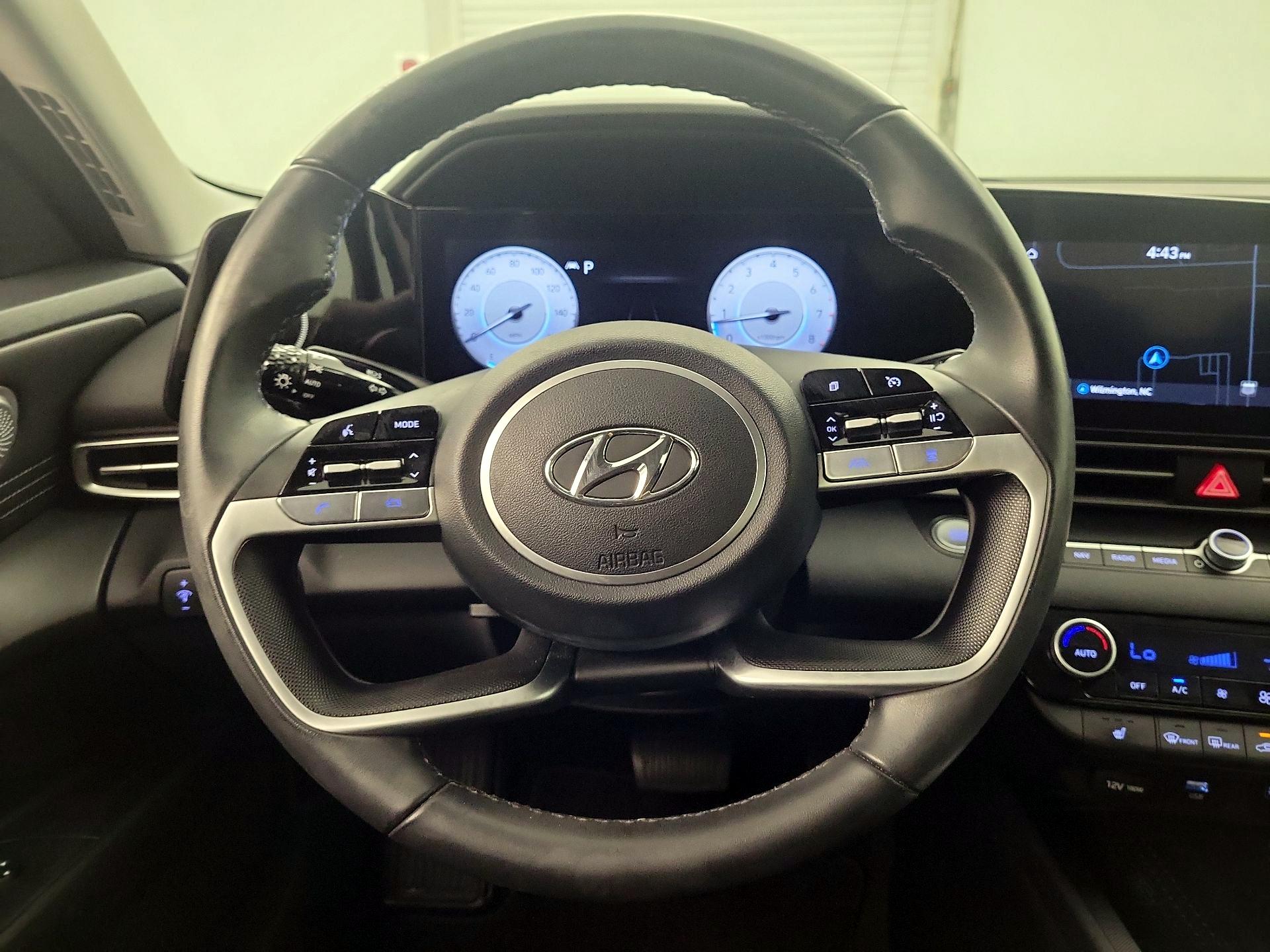 Thumbnail: 2023 Hyundai Elantra - 10