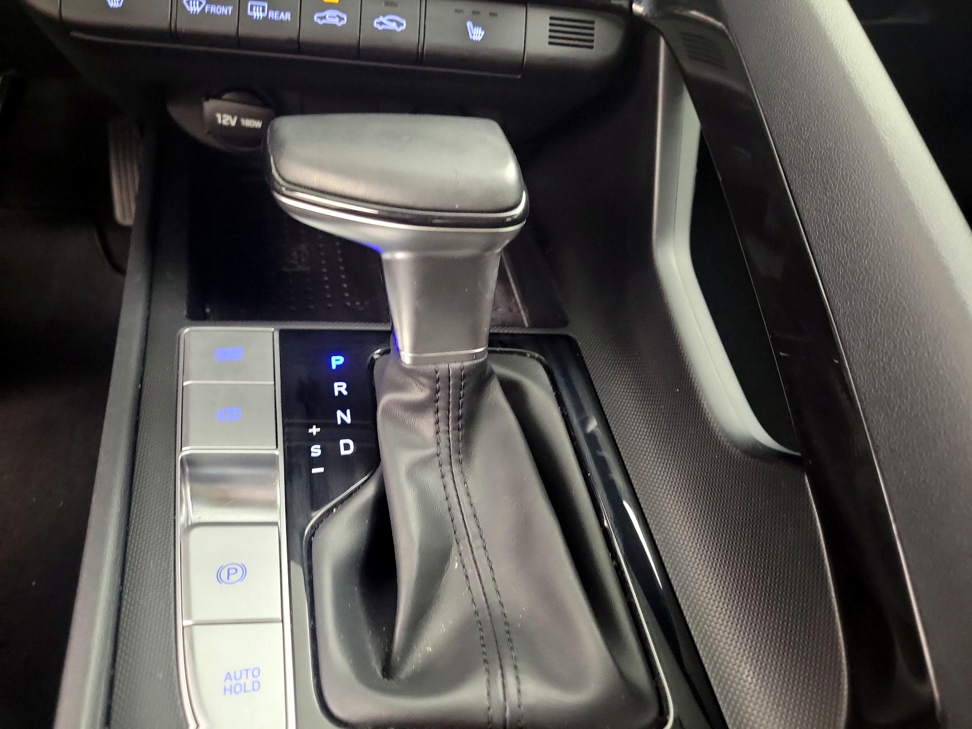 Thumbnail: 2023 Hyundai Elantra - 18