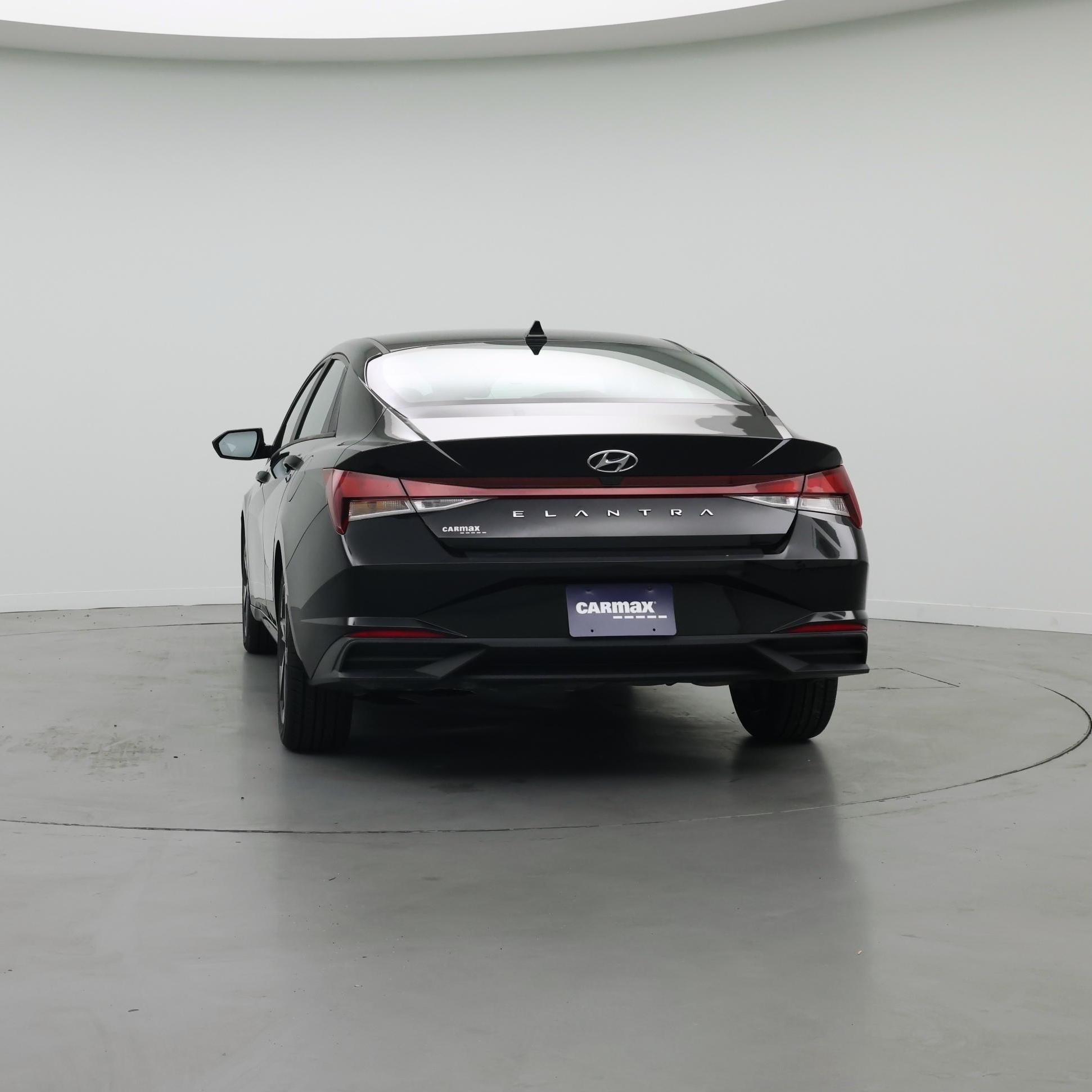 Thumbnail: 2023 Hyundai Elantra - 6