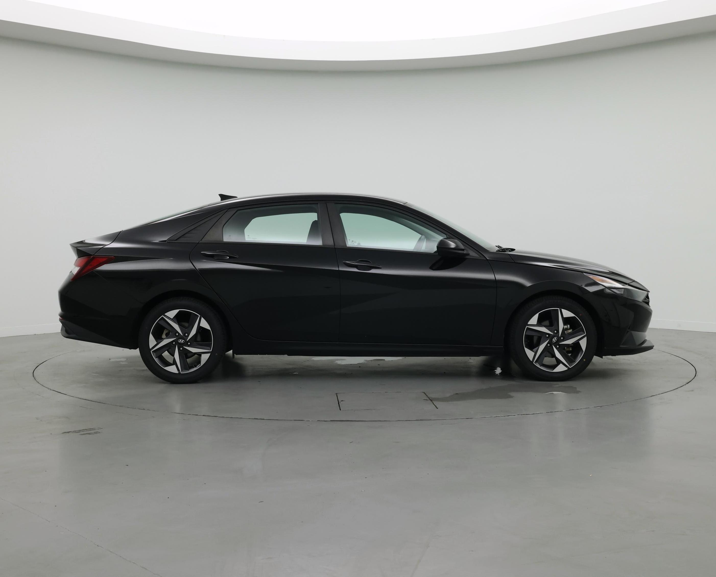 Thumbnail: 2023 Hyundai Elantra - 7