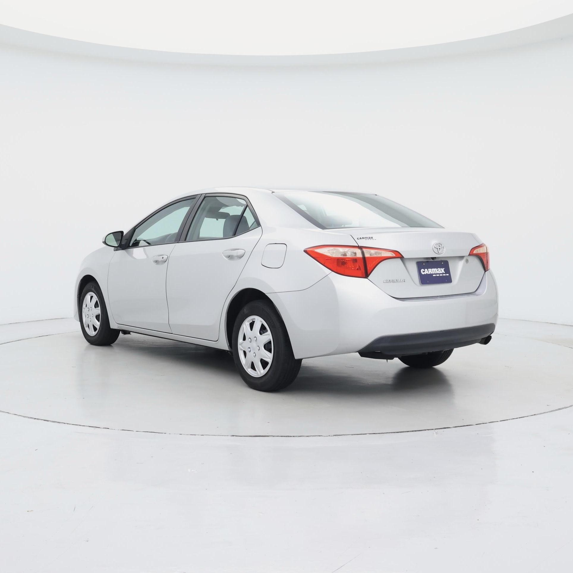 Thumbnail: 2018 Toyota Corolla - 2