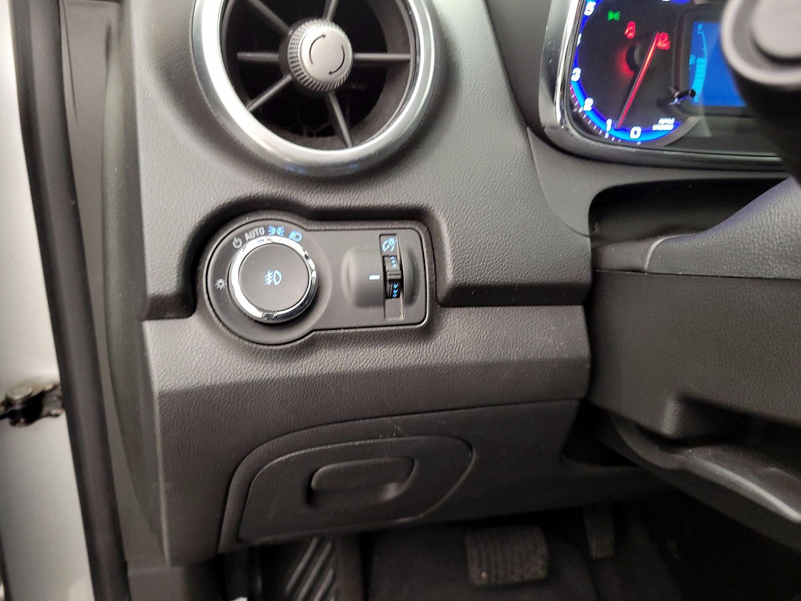 2016 Chevrolet Trax LTZ - Photo 14