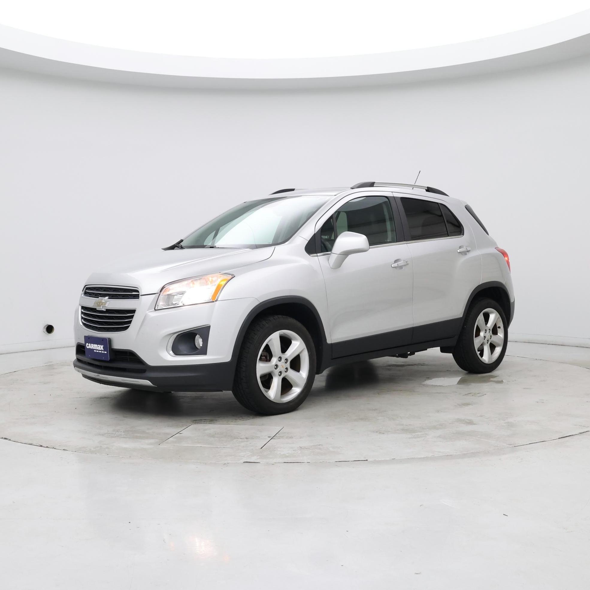 Thumbnail: 2016 Chevrolet Trax - 3