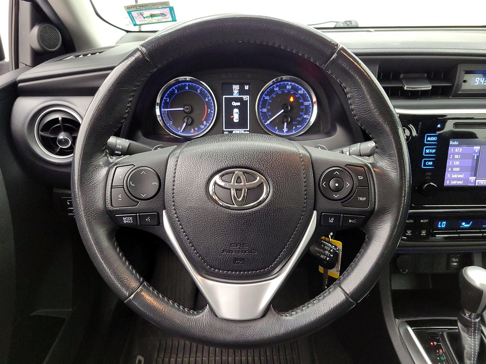 Thumbnail: 2019 Toyota Corolla - 10