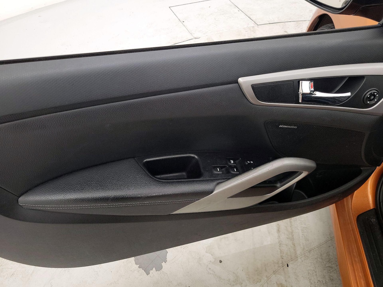 2015 Hyundai Veloster Base - Photo 13