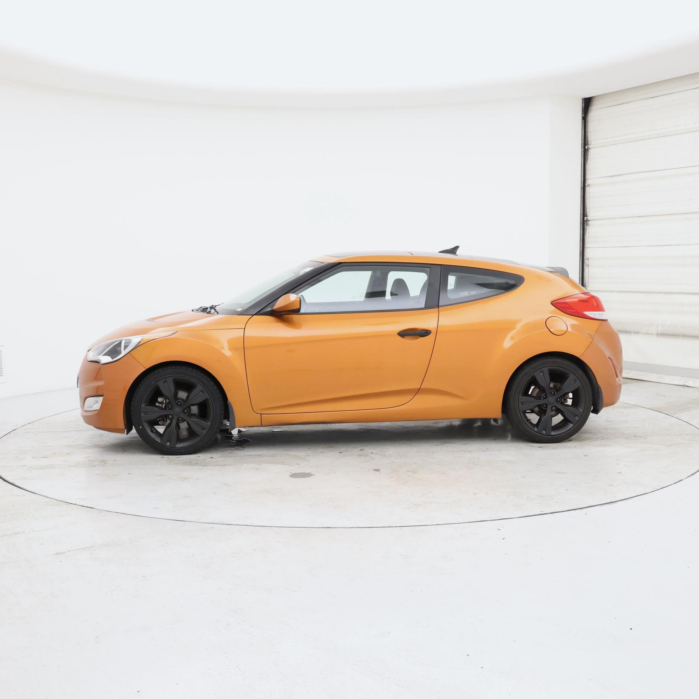 Thumbnail: 2015 Hyundai Veloster - 3