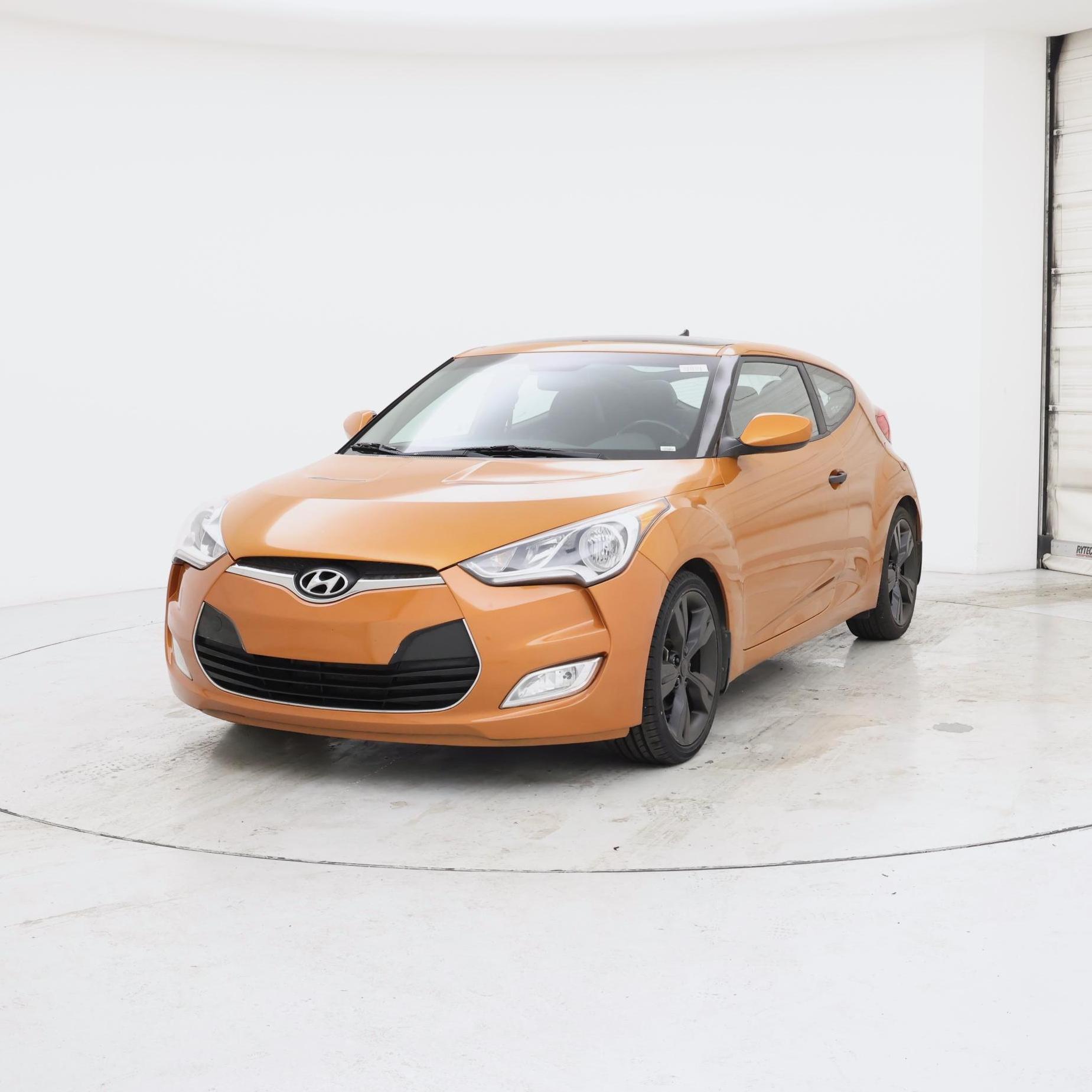 Thumbnail: 2015 Hyundai Veloster - 4