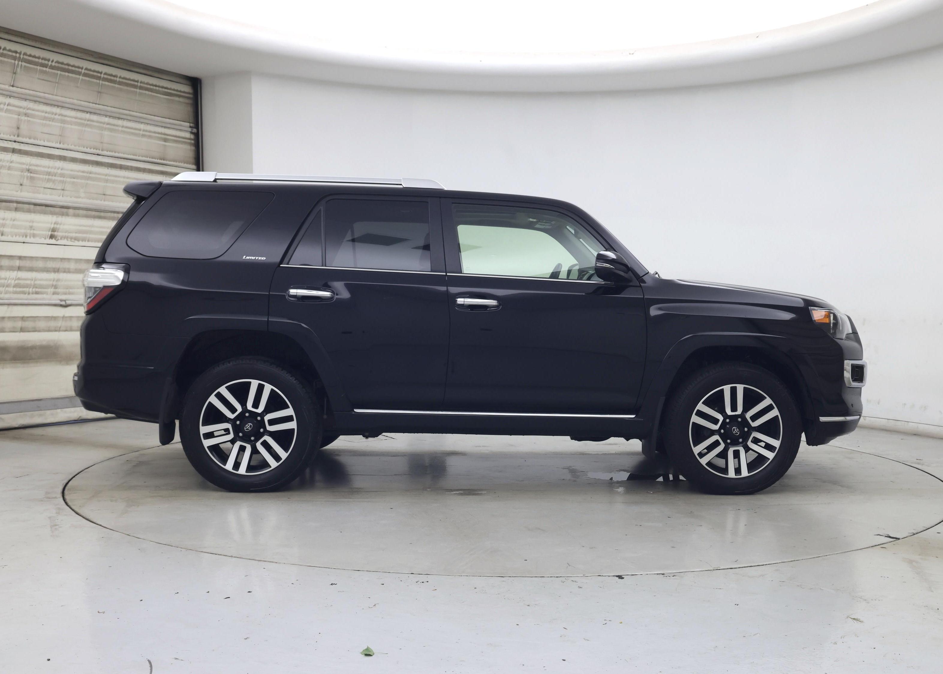 Thumbnail: 2024 Toyota 4Runner - 7