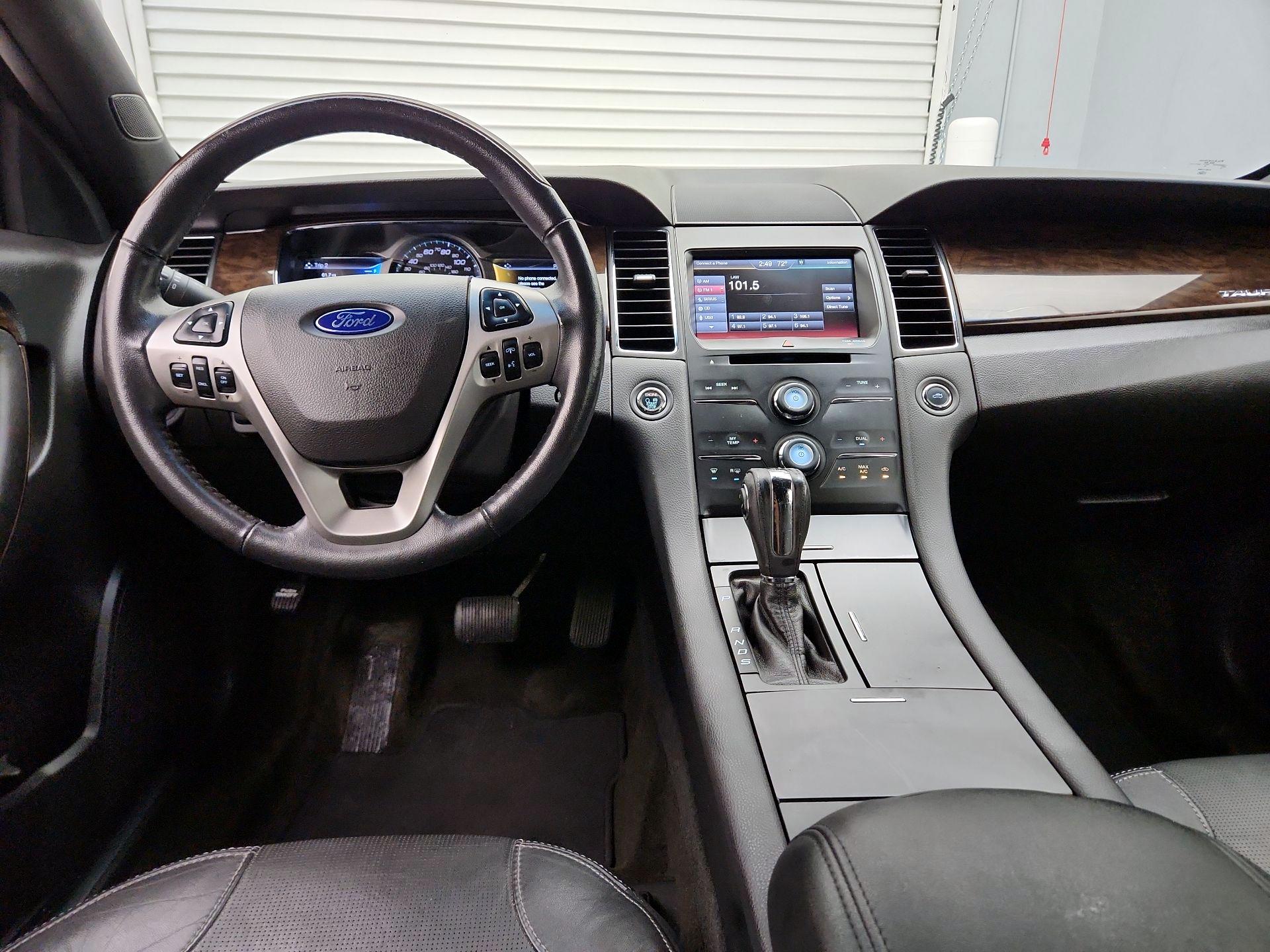 Thumbnail: 2014 Ford Taurus - 9