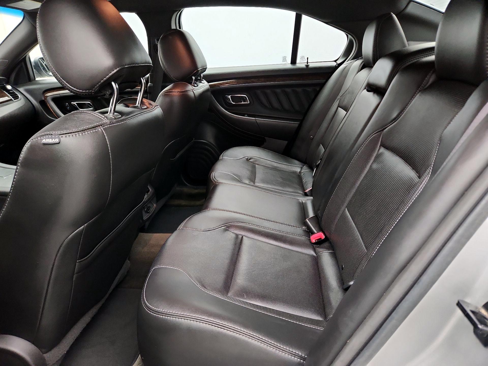 Thumbnail: 2014 Ford Taurus - 19