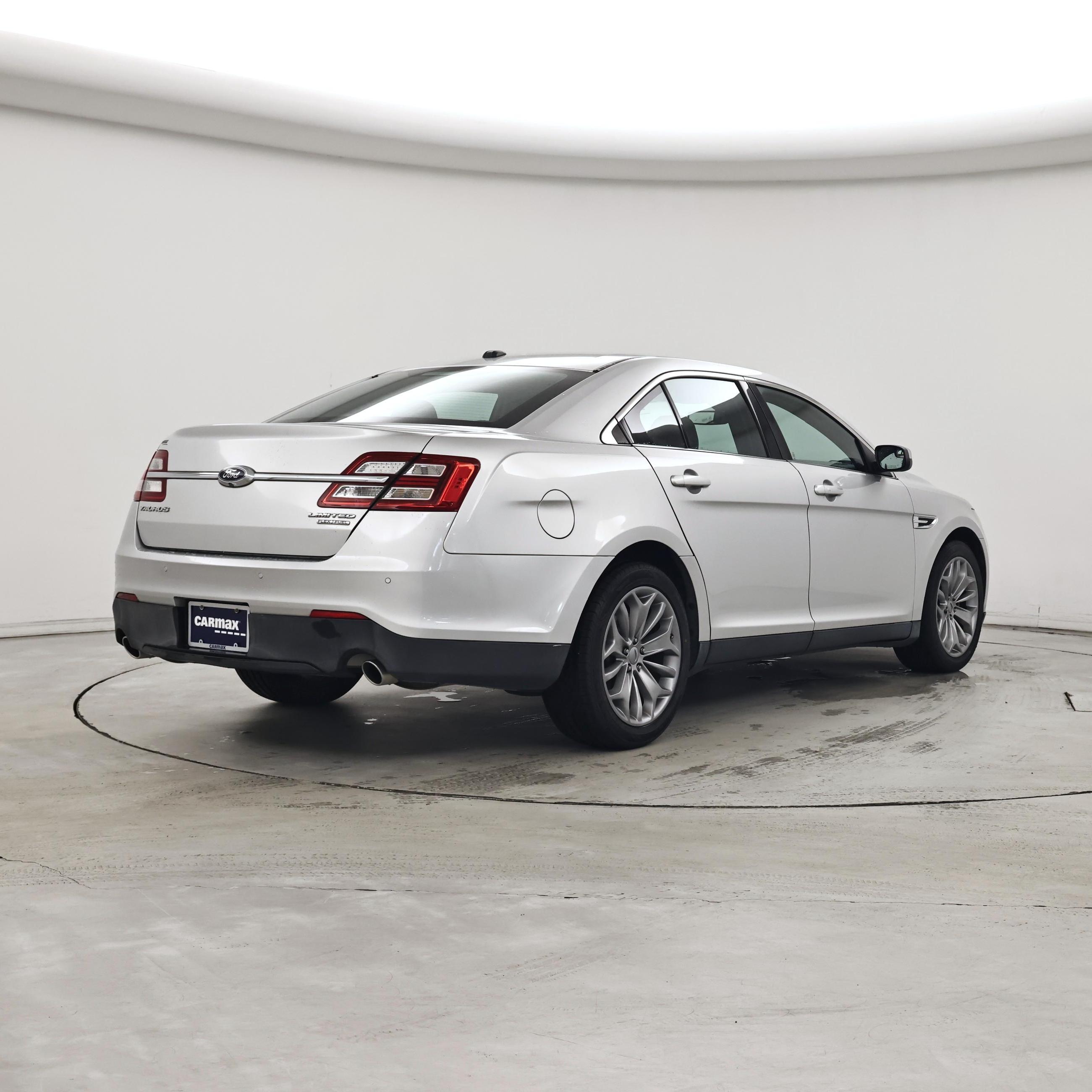 Thumbnail: 2014 Ford Taurus - 8