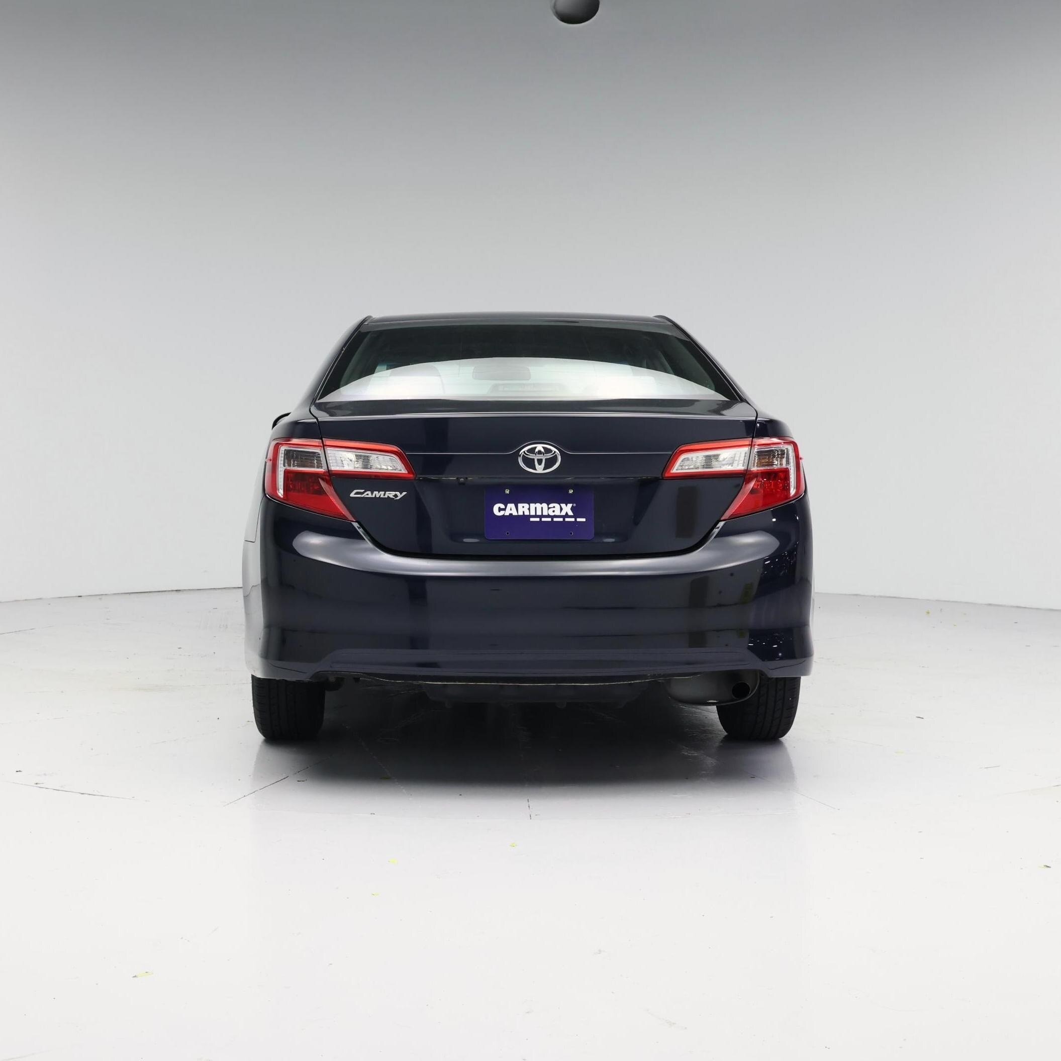 Thumbnail: 2014 Toyota Camry - 6