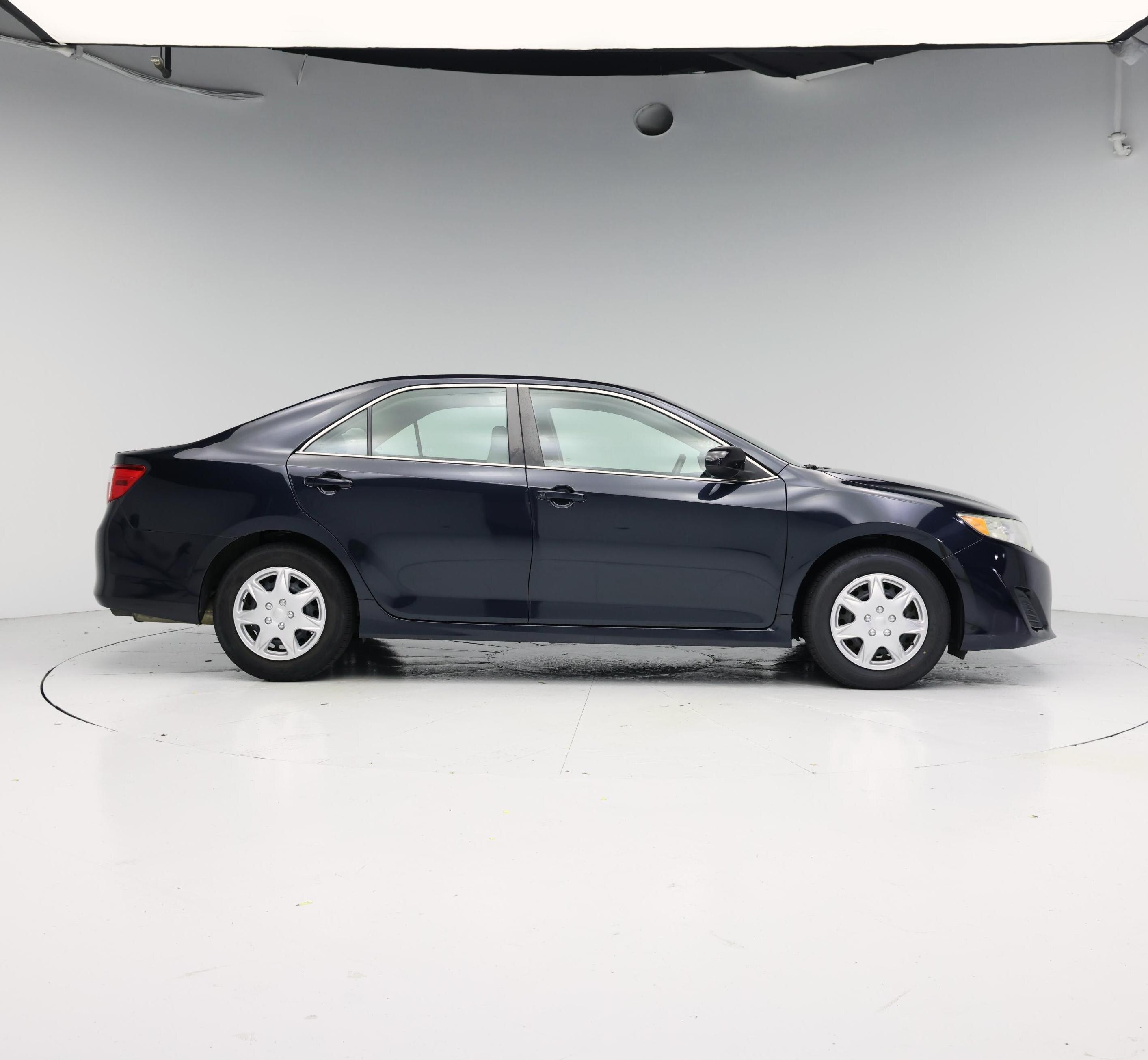 Thumbnail: 2014 Toyota Camry - 7