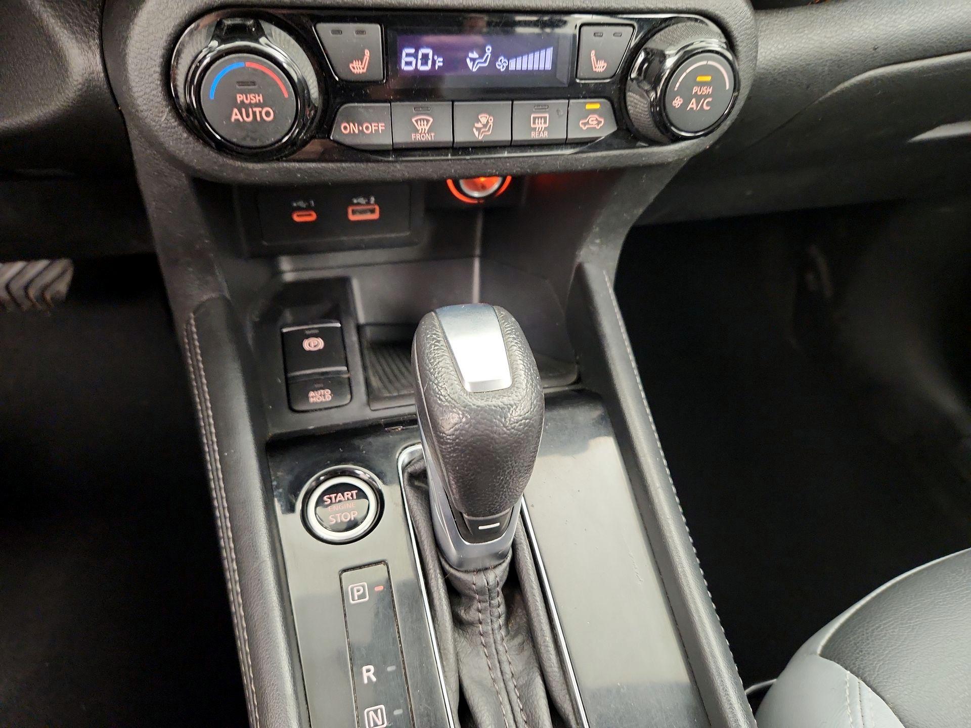 Thumbnail: 2021 Nissan Kicks - 16