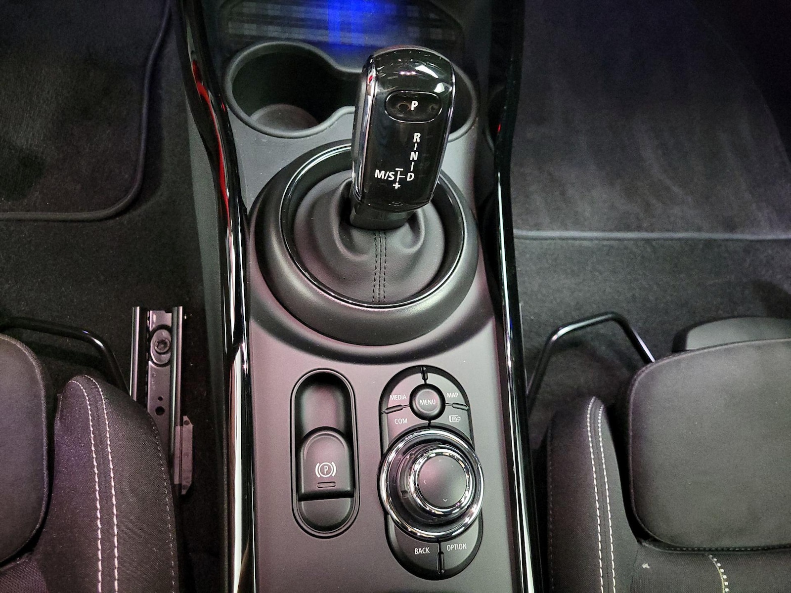 2024 MINI Clubman John Cooper Works - Photo 18
