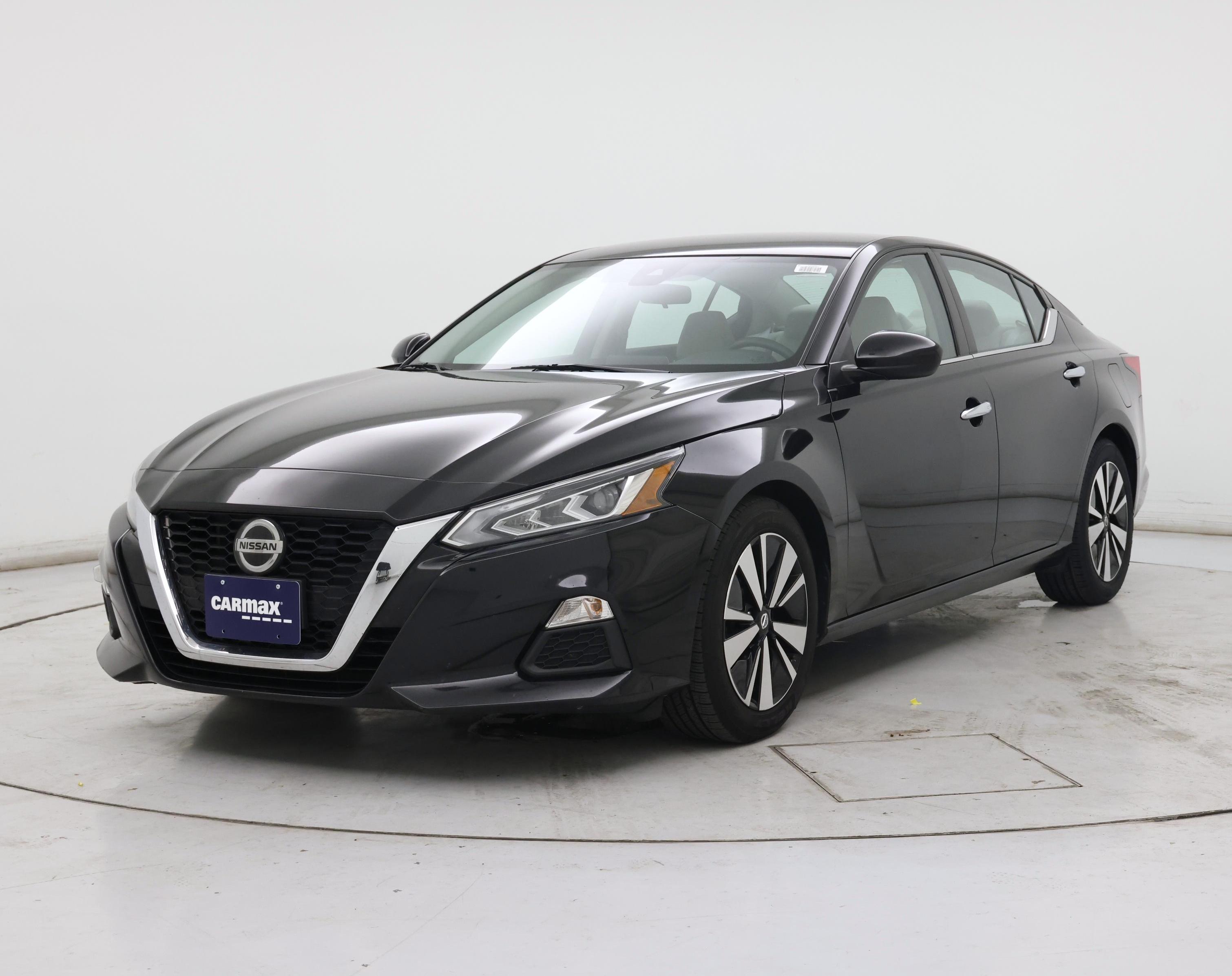 Thumbnail: 2022 Nissan Altima - 4
