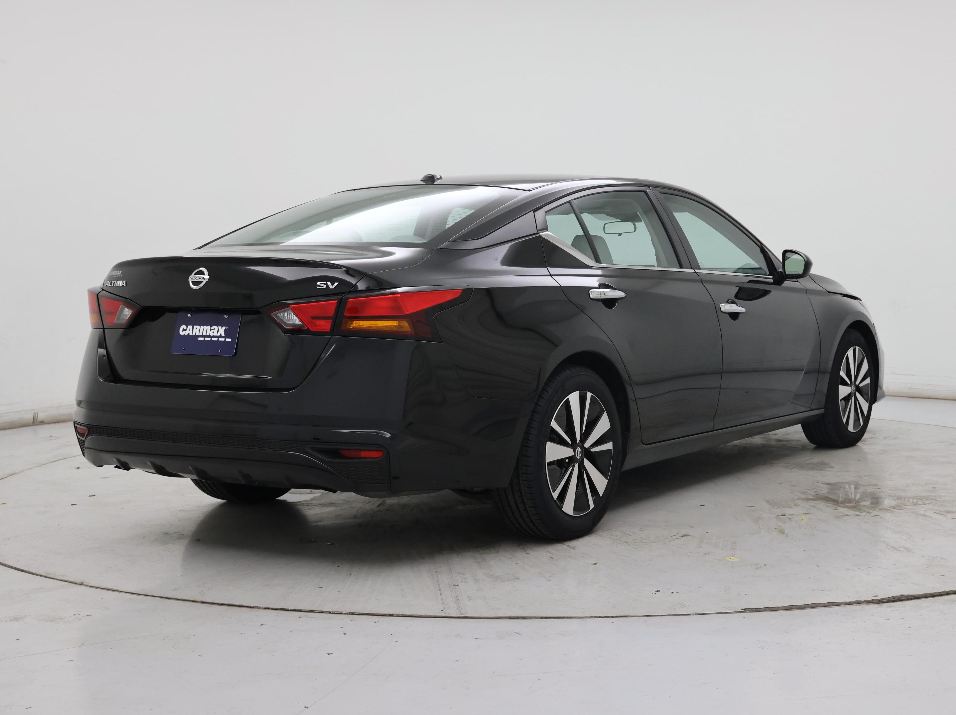 Thumbnail: 2022 Nissan Altima - 8