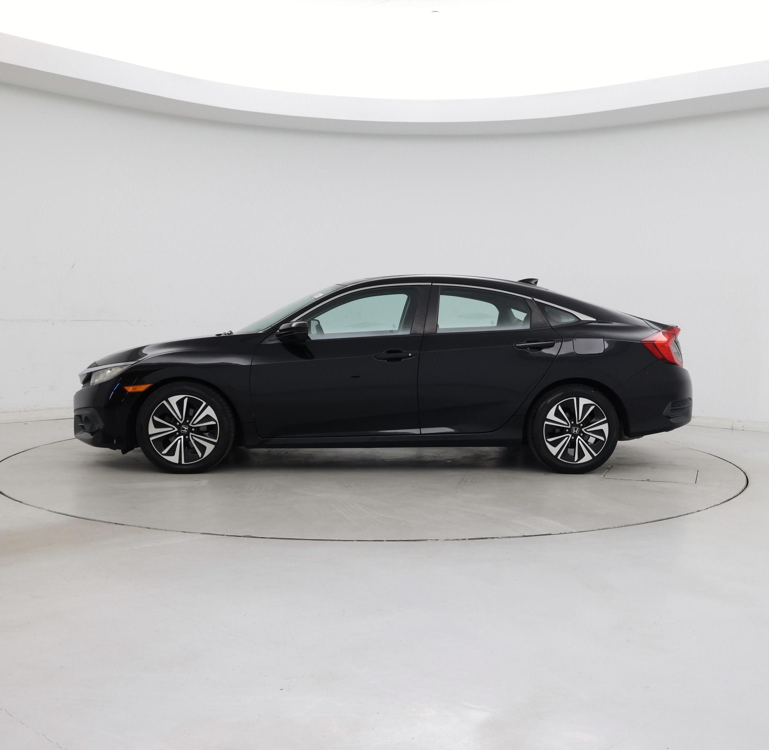 Thumbnail: 2017 Honda Civic - 3