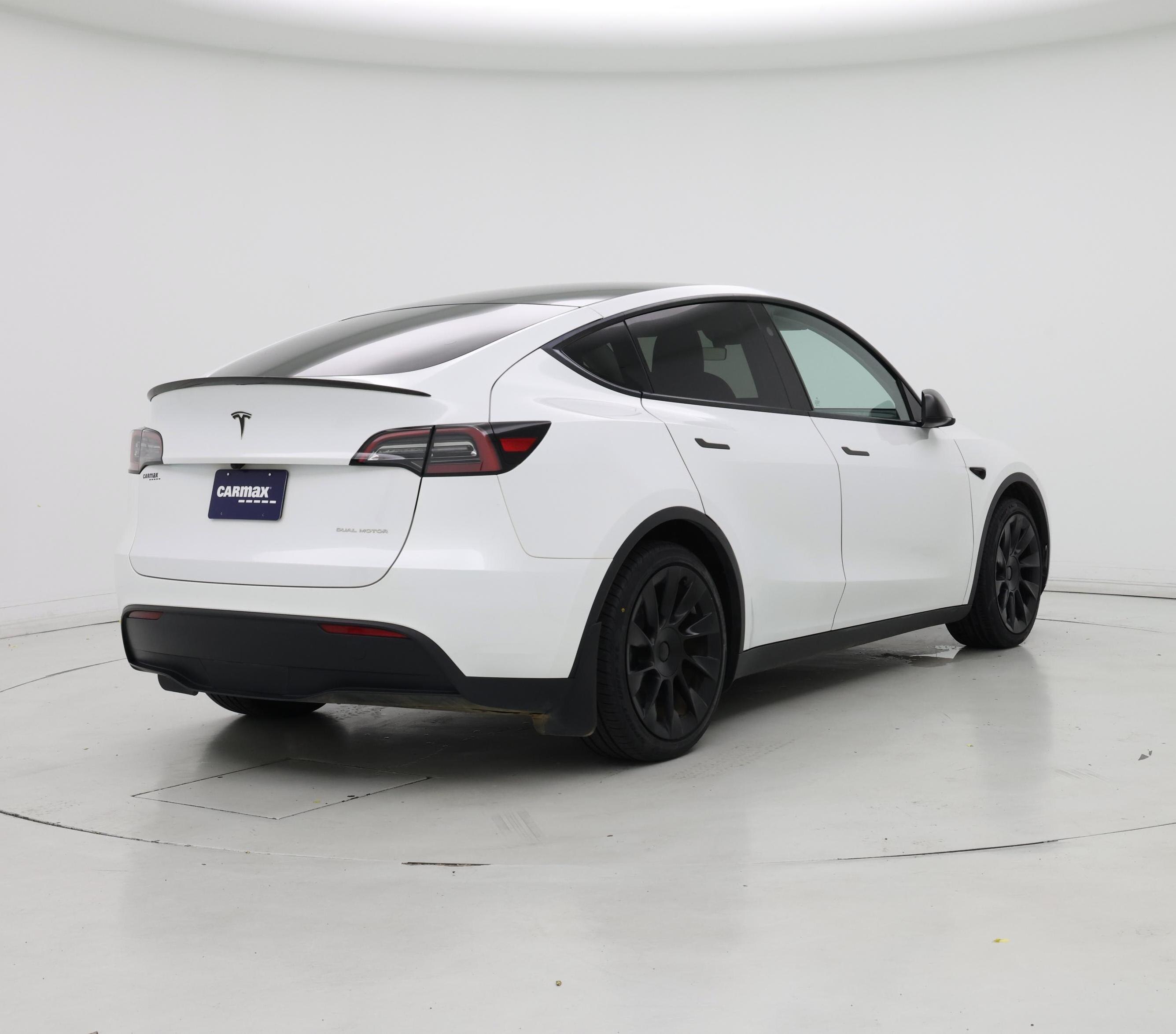 Thumbnail: 2023 Tesla Model Y - 8