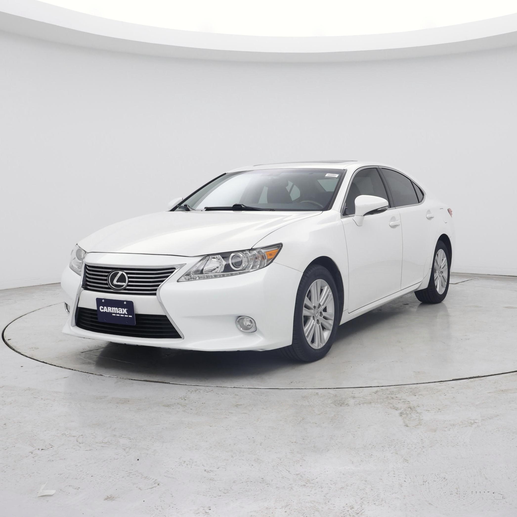 Thumbnail: 2015 Lexus ES - 4