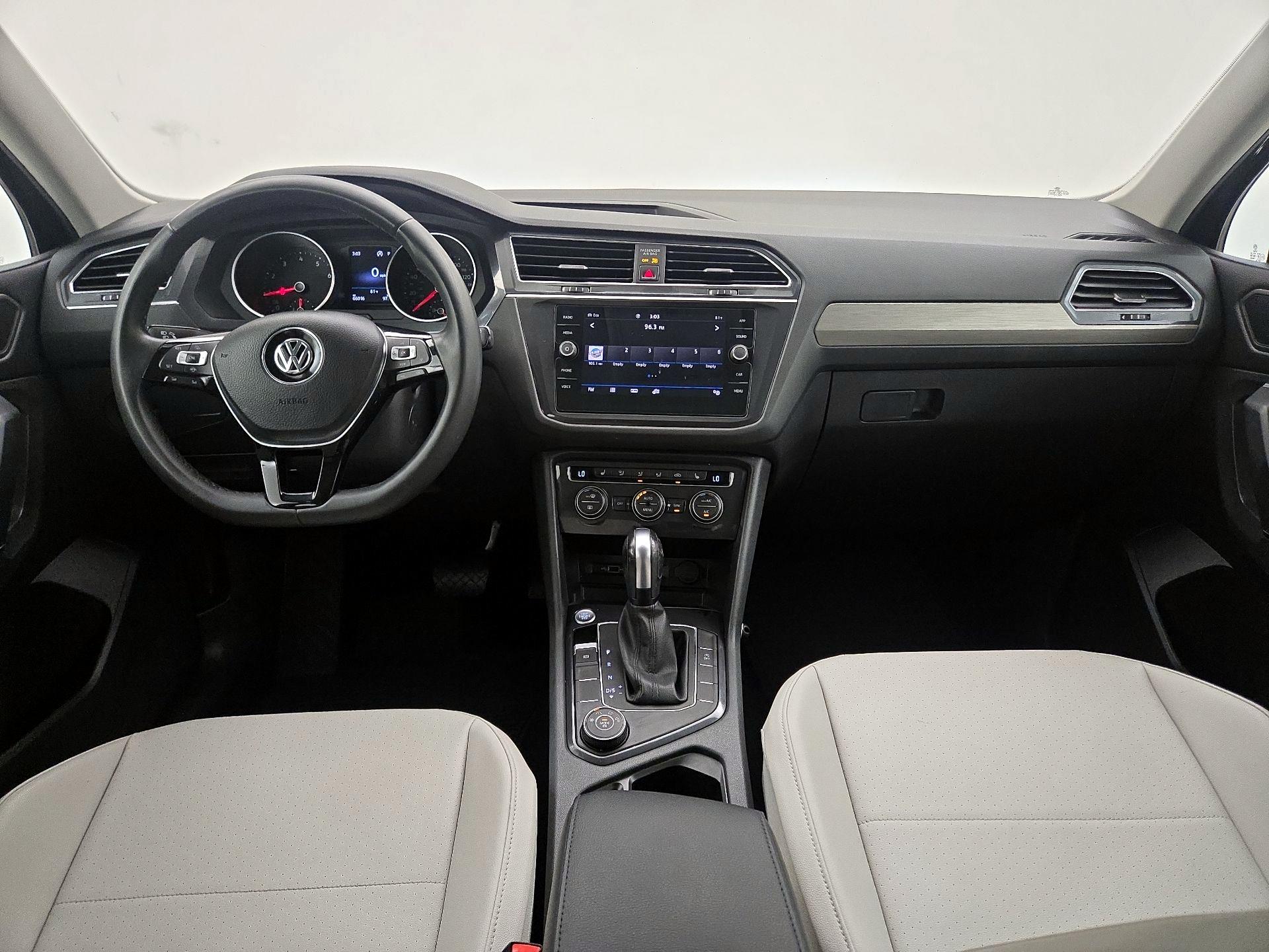 Thumbnail: 2020 Volkswagen Tiguan - 9