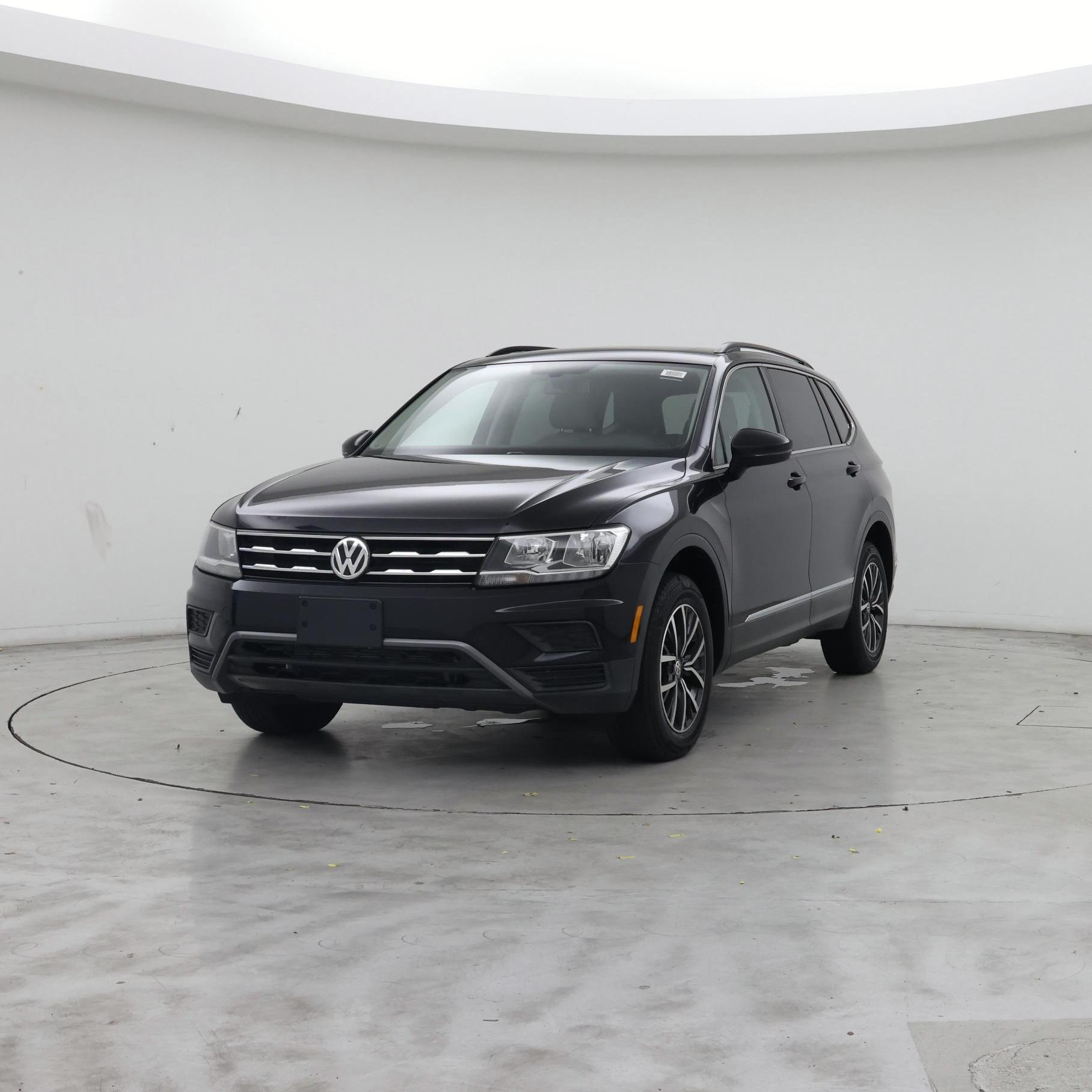 Thumbnail: 2020 Volkswagen Tiguan - 4
