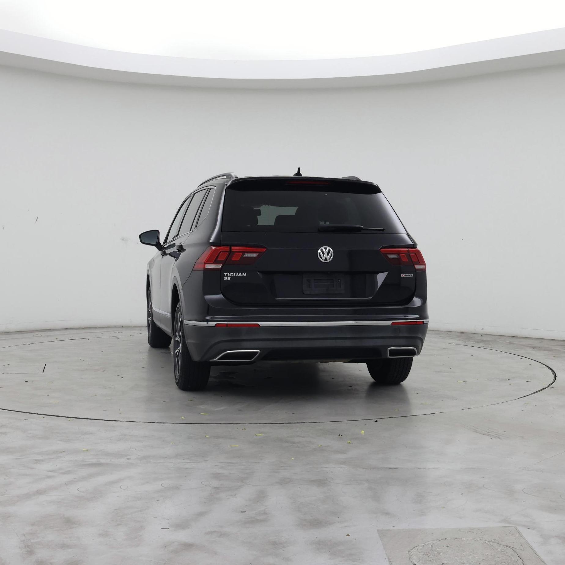 Thumbnail: 2020 Volkswagen Tiguan - 6