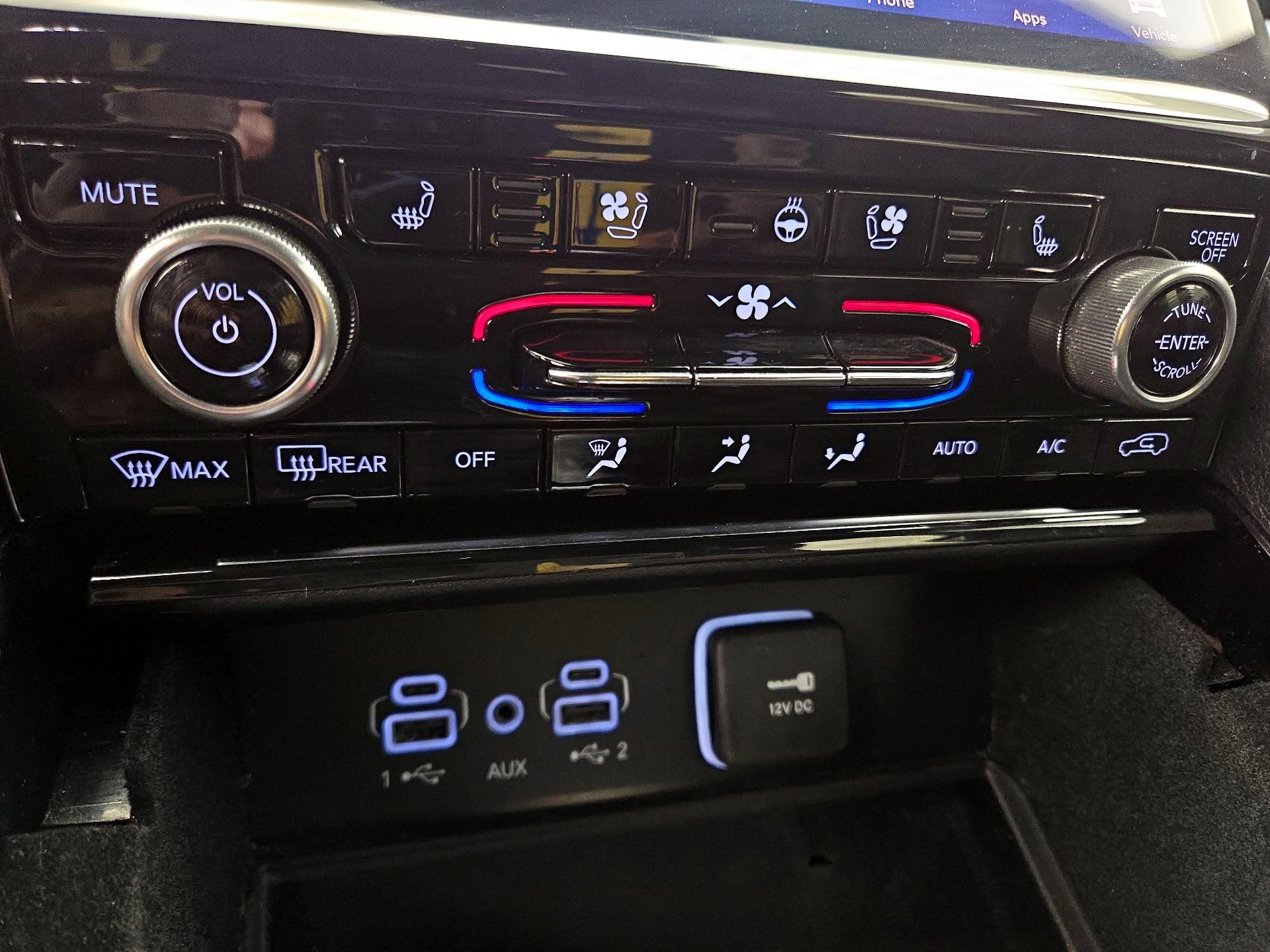 Thumbnail: 2021 Jeep Grand Cherokee L - 17