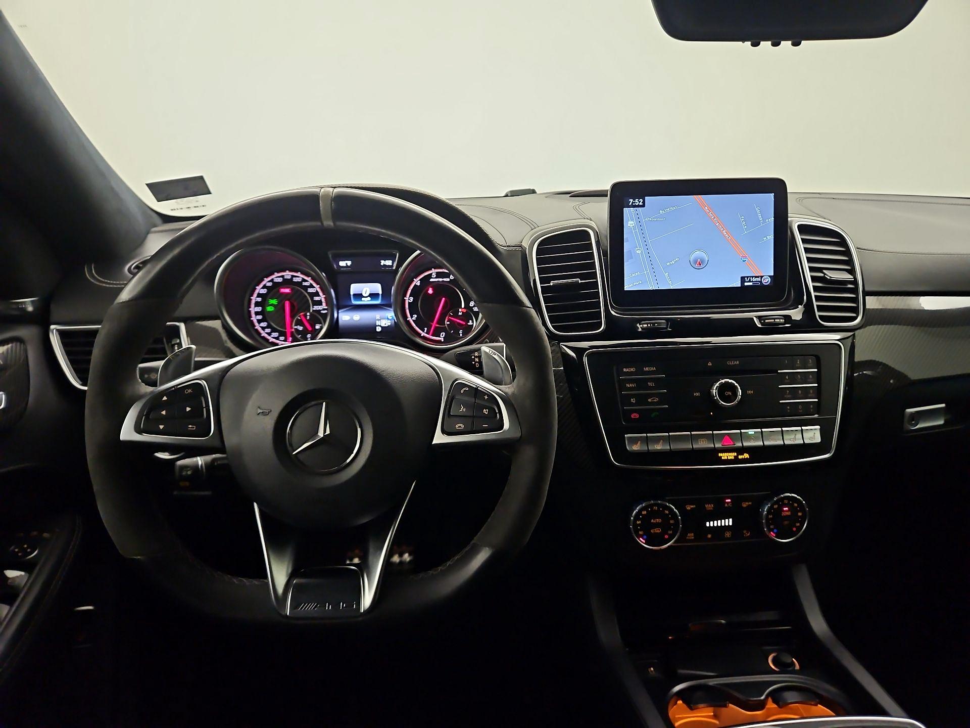Thumbnail: 2019 Mercedes-Benz GL-Class - 9